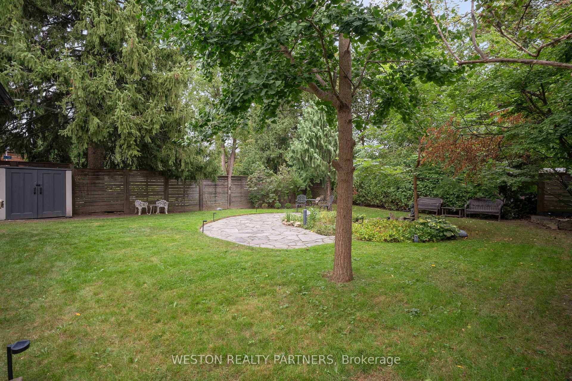 Photo 44 of 19 Mattice Road, Etobicoke, Islington-City Centre West — HOMEH