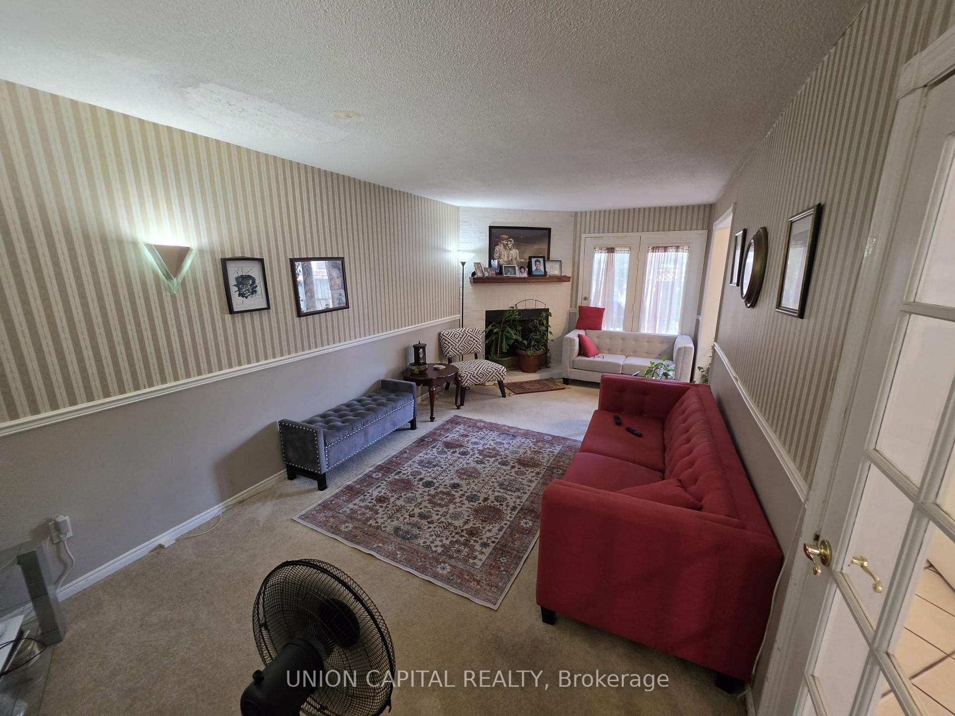 Photo 19 of 2363 Strathmore Crescent, Pickering, Brock Ridge — HOMEH