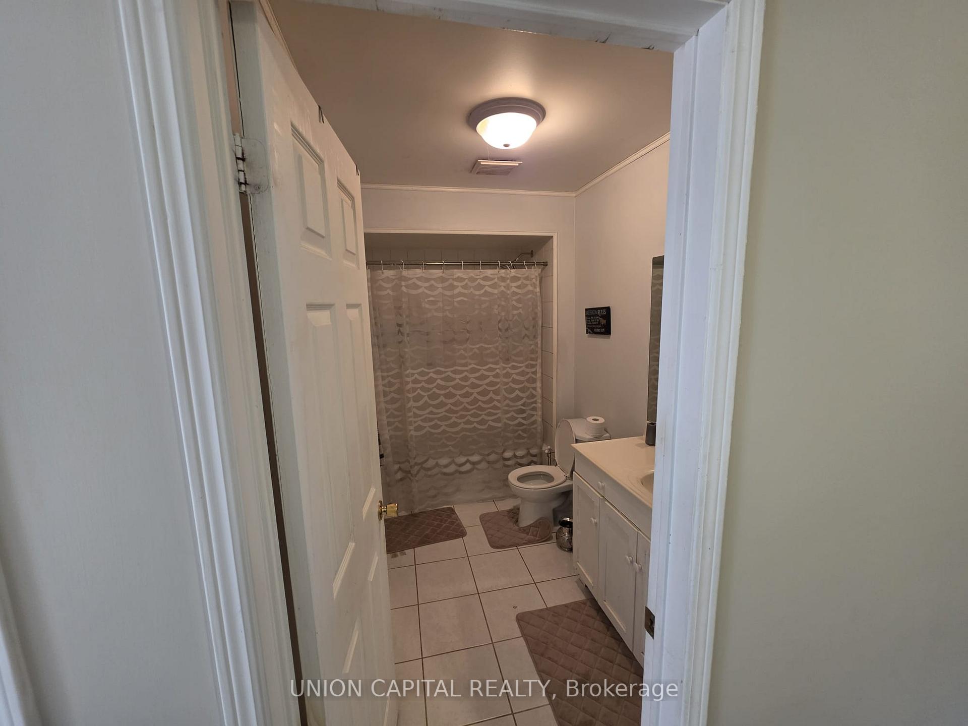 Photo 23 of 2363 Strathmore Crescent, Pickering, Brock Ridge — HOMEH