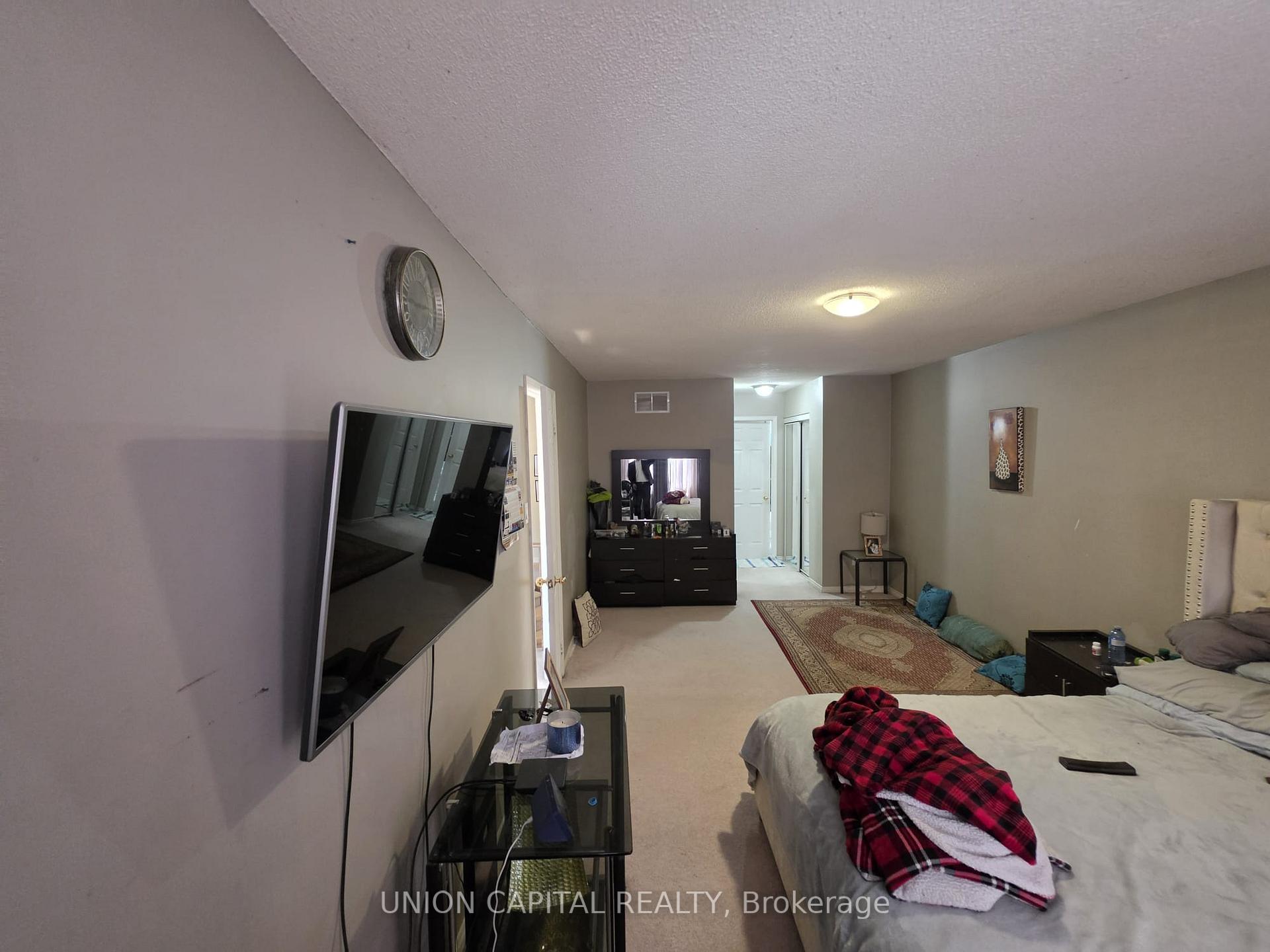 Photo 26 of 2363 Strathmore Crescent, Pickering, Brock Ridge — HOMEH