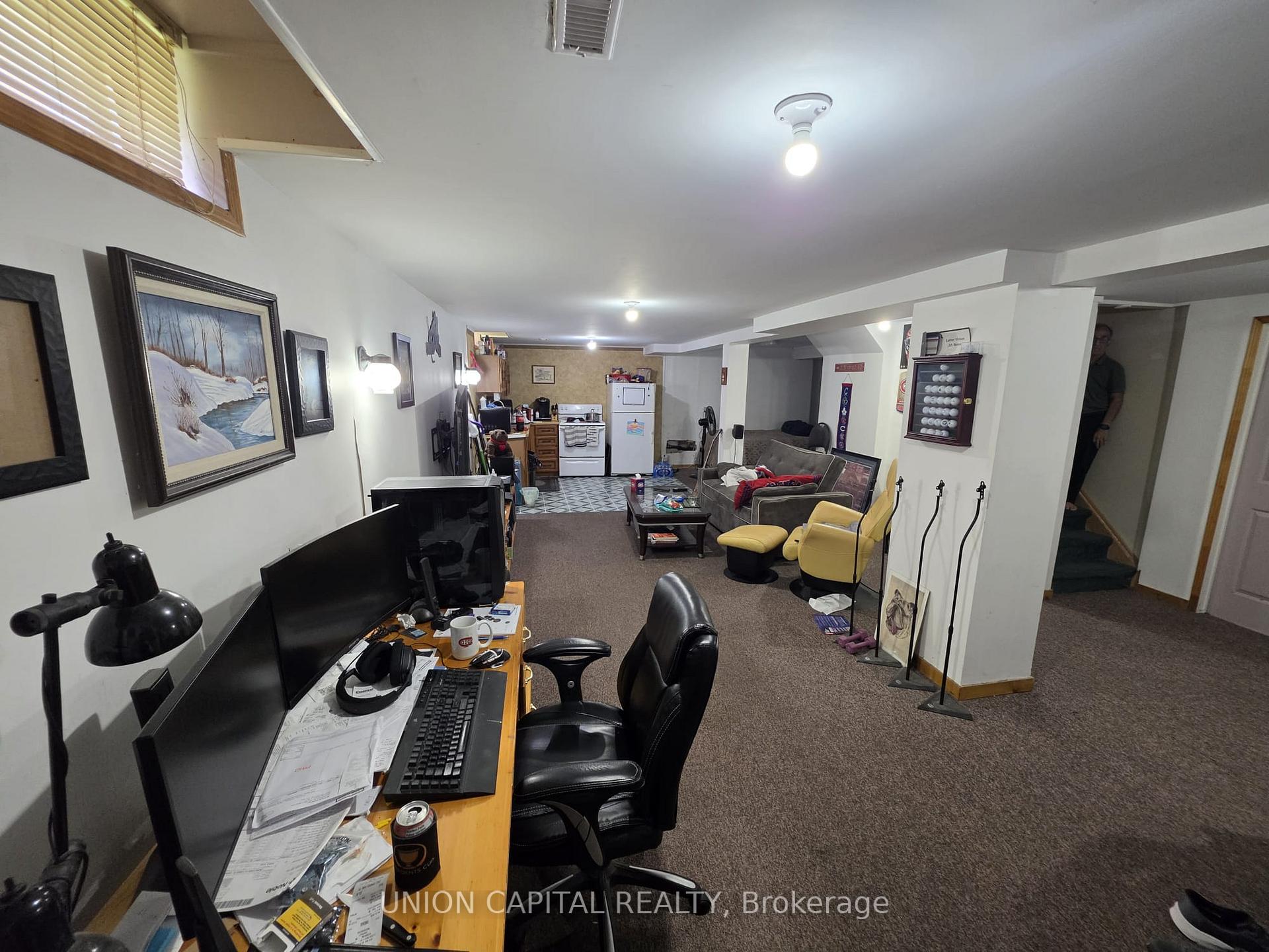 Photo 30 of 2363 Strathmore Crescent, Pickering, Brock Ridge — HOMEH