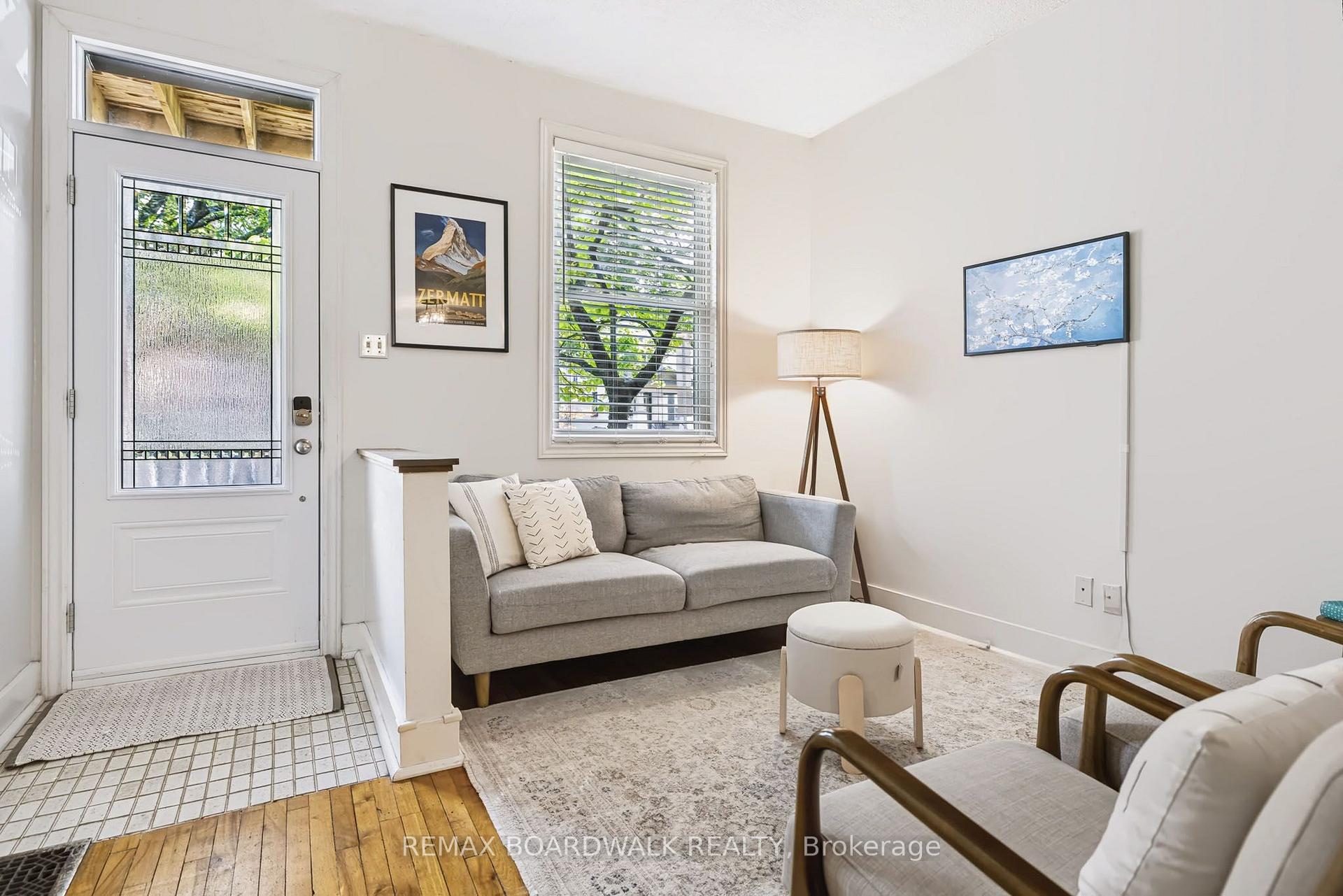 Photo 4 of 239 Wilbrod Street, Ottawa, Sandy Hill — HOMEH