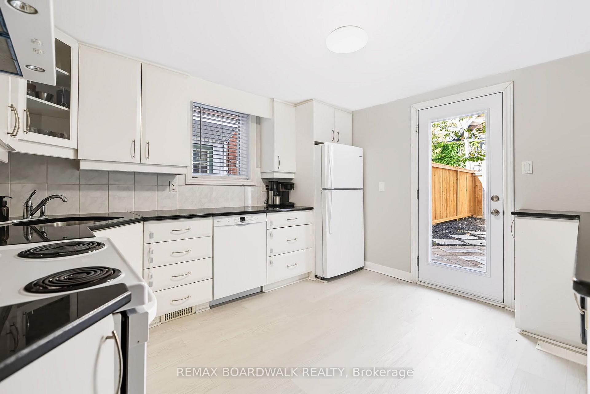 Photo 10 of 239 Wilbrod Street, Ottawa, Sandy Hill — HOMEH