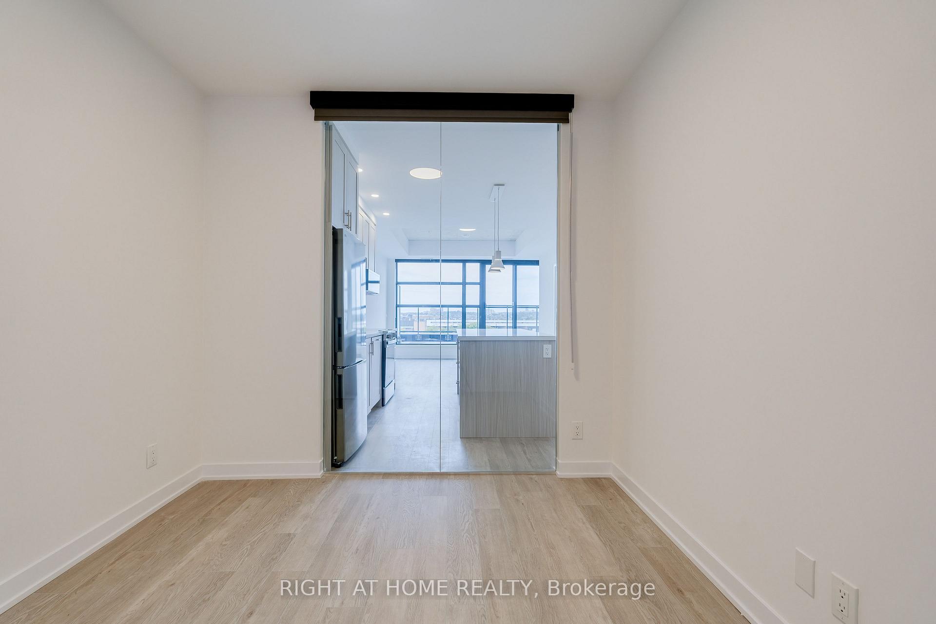 Photo 7 of Unit 605, 2946 Dundas Street W, Toronto, Junction Area — HOMEH