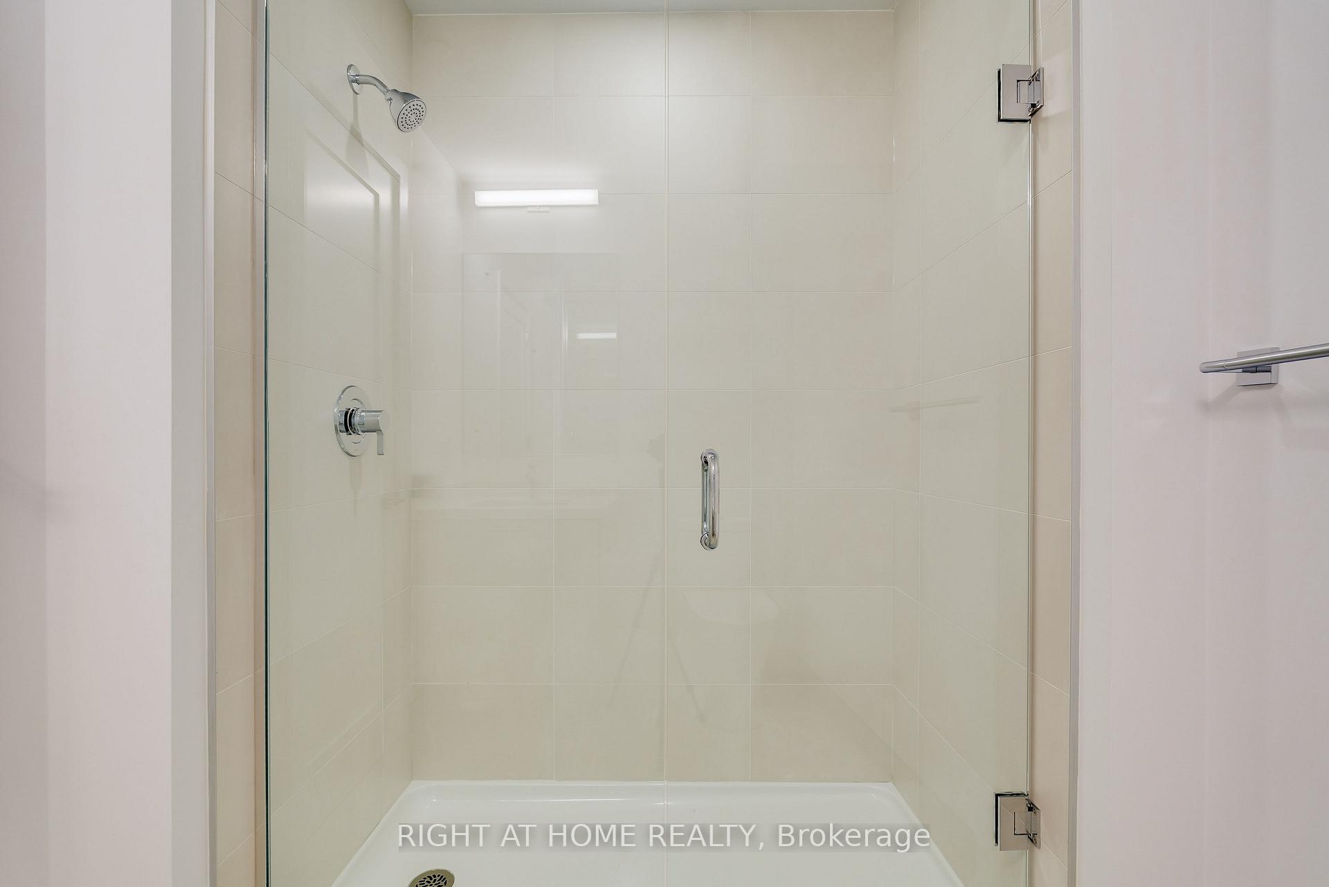 Photo 16 of Unit 605, 2946 Dundas Street W, Toronto, Junction Area — HOMEH