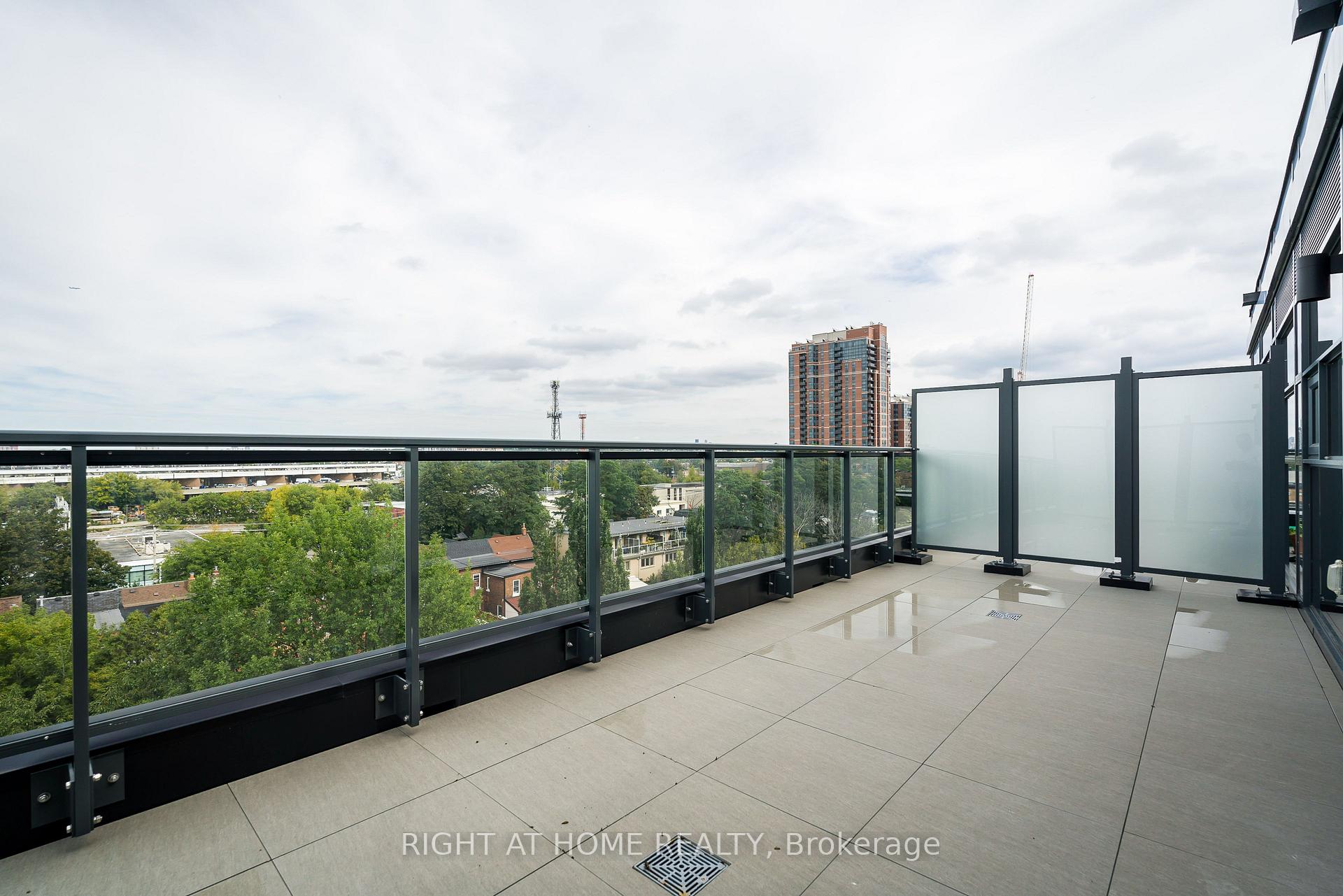 Photo 18 of Unit 605, 2946 Dundas Street W, Toronto, Junction Area — HOMEH