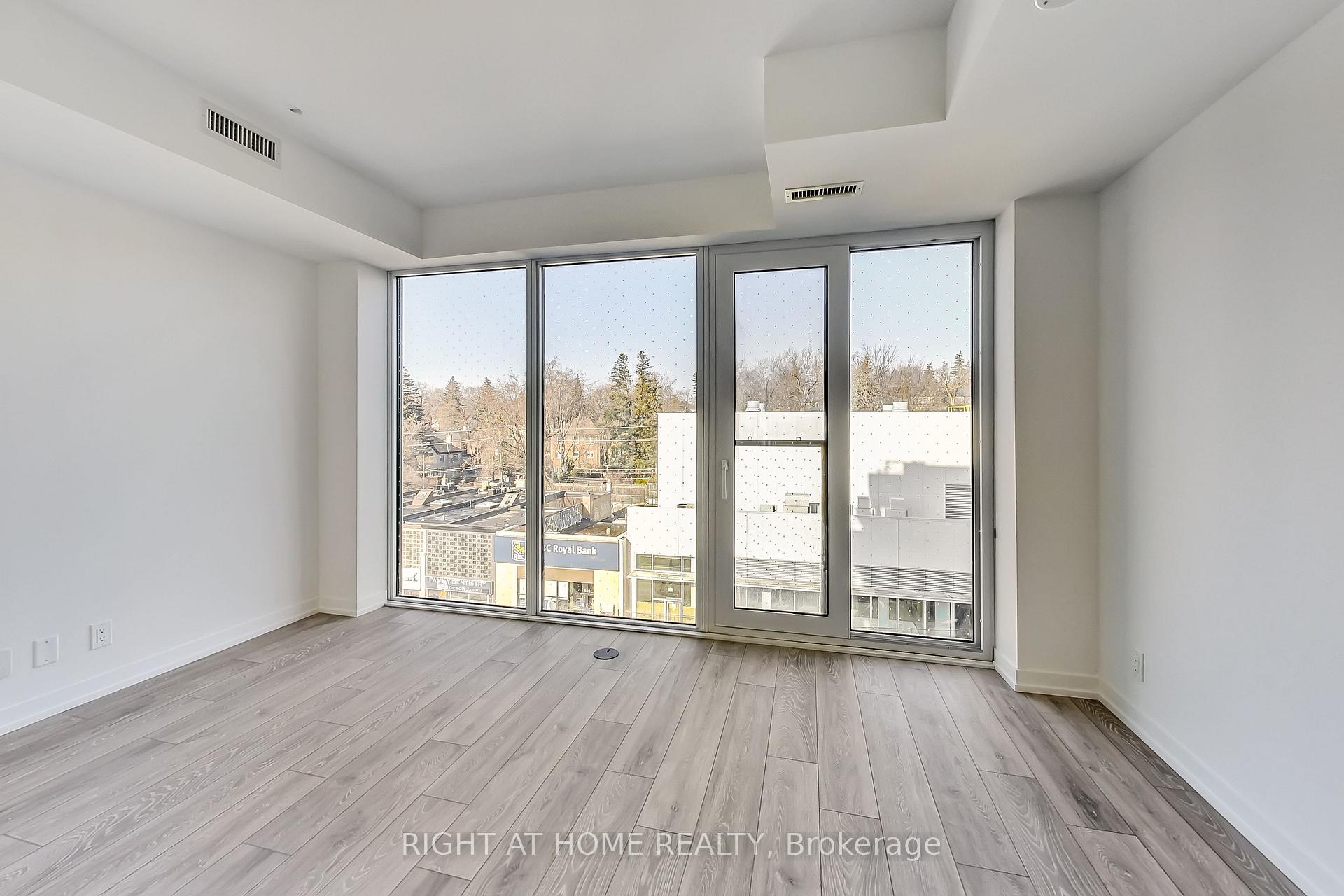 Photo 3 of Unit 519, 2020 Bathurst Street, Toronto, Humewood-Cedarvale — HOMEH