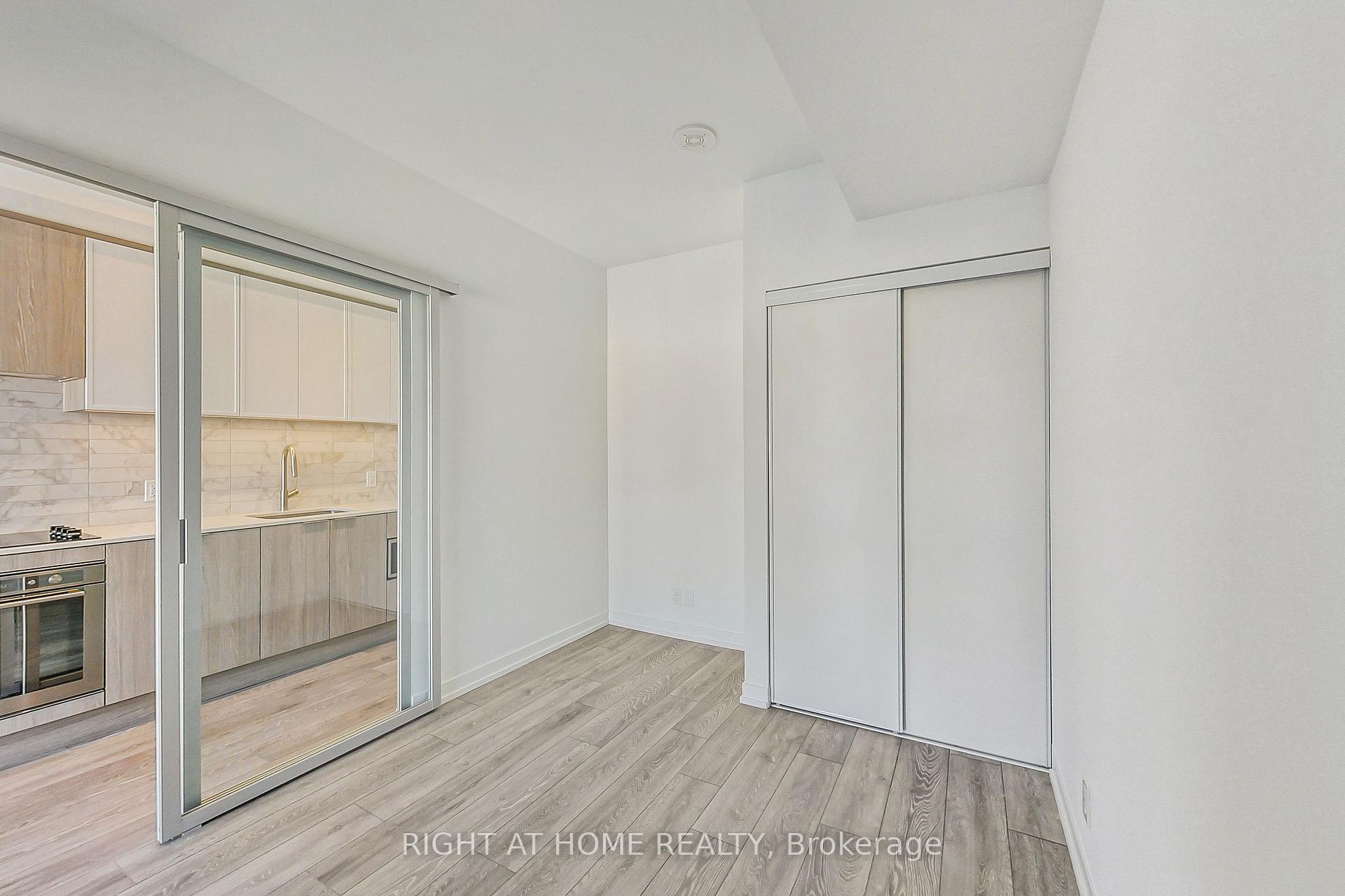 Photo 10 of Unit 519, 2020 Bathurst Street, Toronto, Humewood-Cedarvale — HOMEH