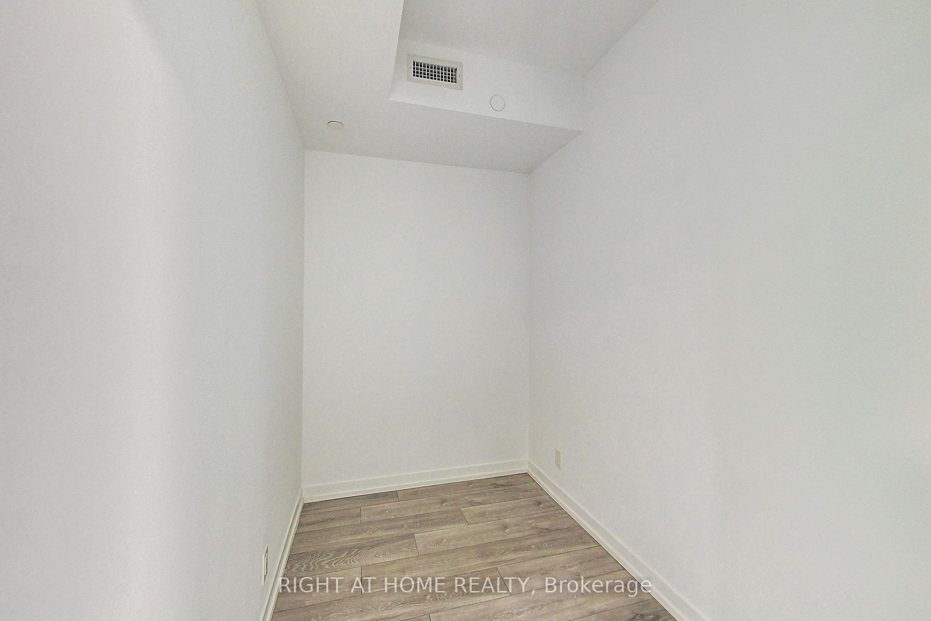 Photo 13 of Unit 519, 2020 Bathurst Street, Toronto, Humewood-Cedarvale — HOMEH