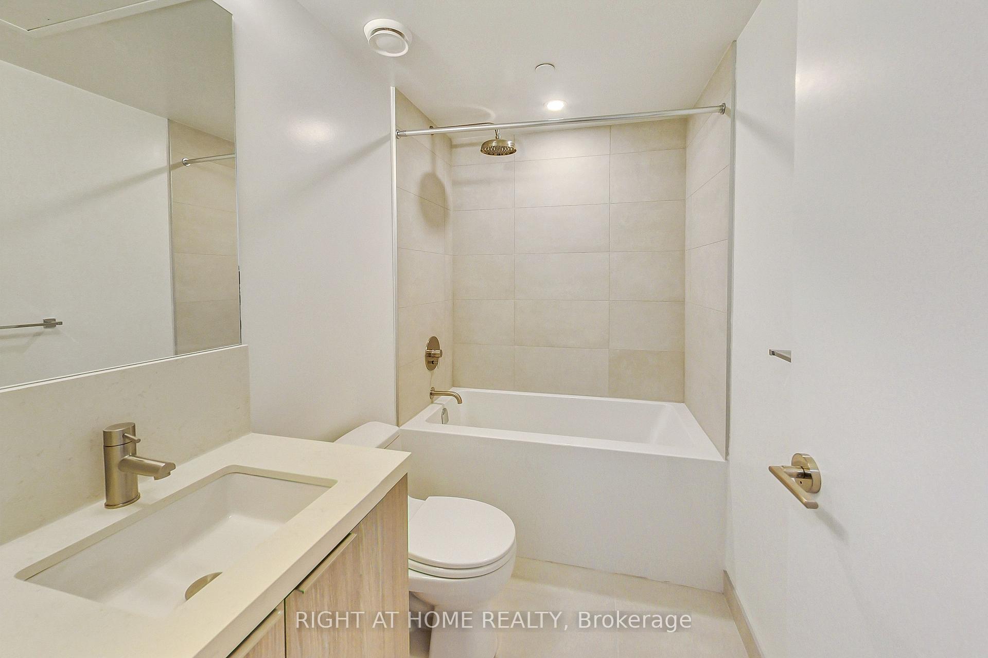 Photo 15 of Unit 519, 2020 Bathurst Street, Toronto, Humewood-Cedarvale — HOMEH