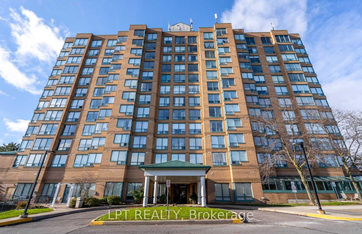 Photo of Unit 505, 711 Rossland Road E