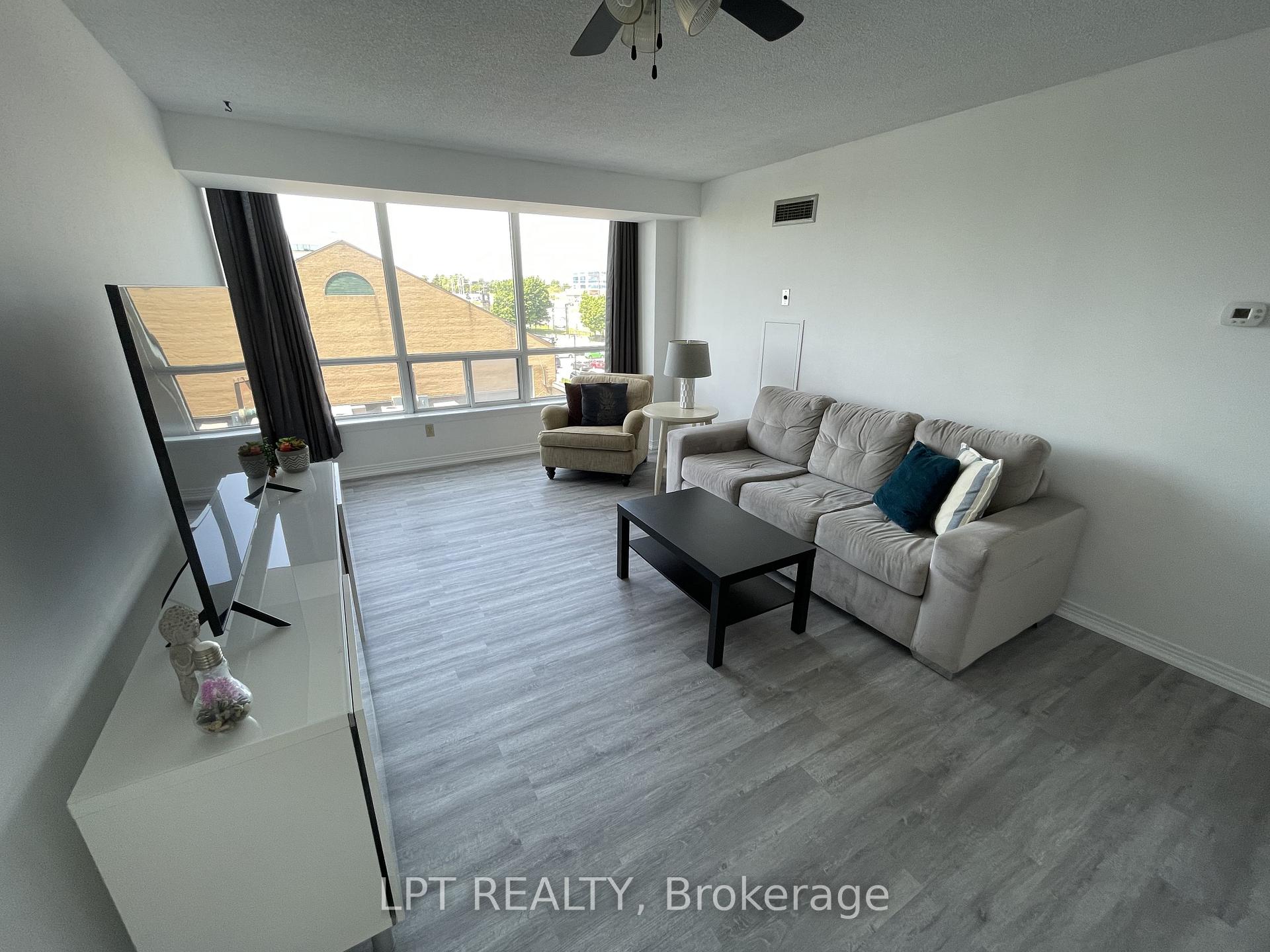 Photo 10 of Unit 505, 711 Rossland Road E, Whitby, Pringle Creek — HOMEH