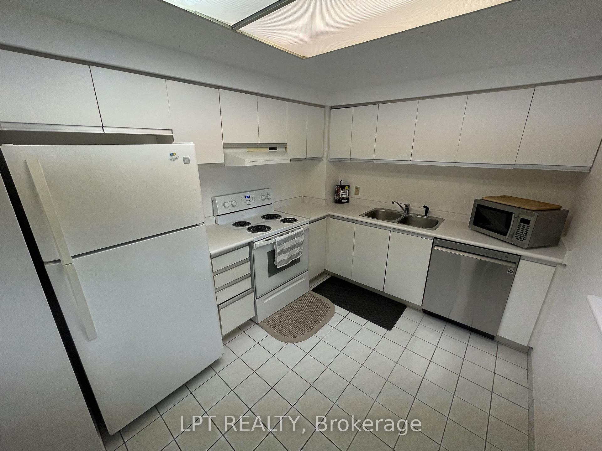 Photo 12 of Unit 505, 711 Rossland Road E, Whitby, Pringle Creek — HOMEH
