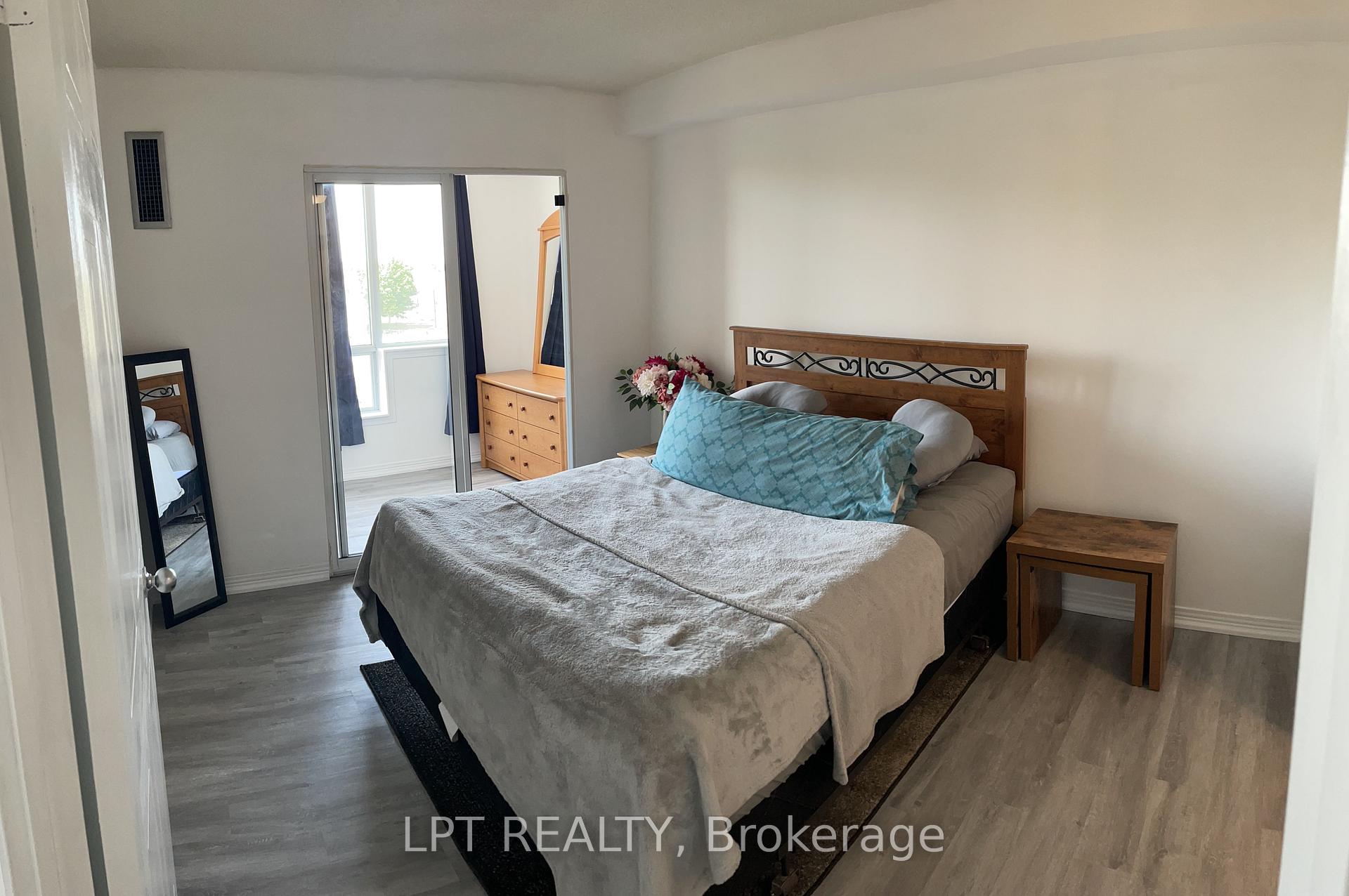Photo 13 of Unit 505, 711 Rossland Road E, Whitby, Pringle Creek — HOMEH