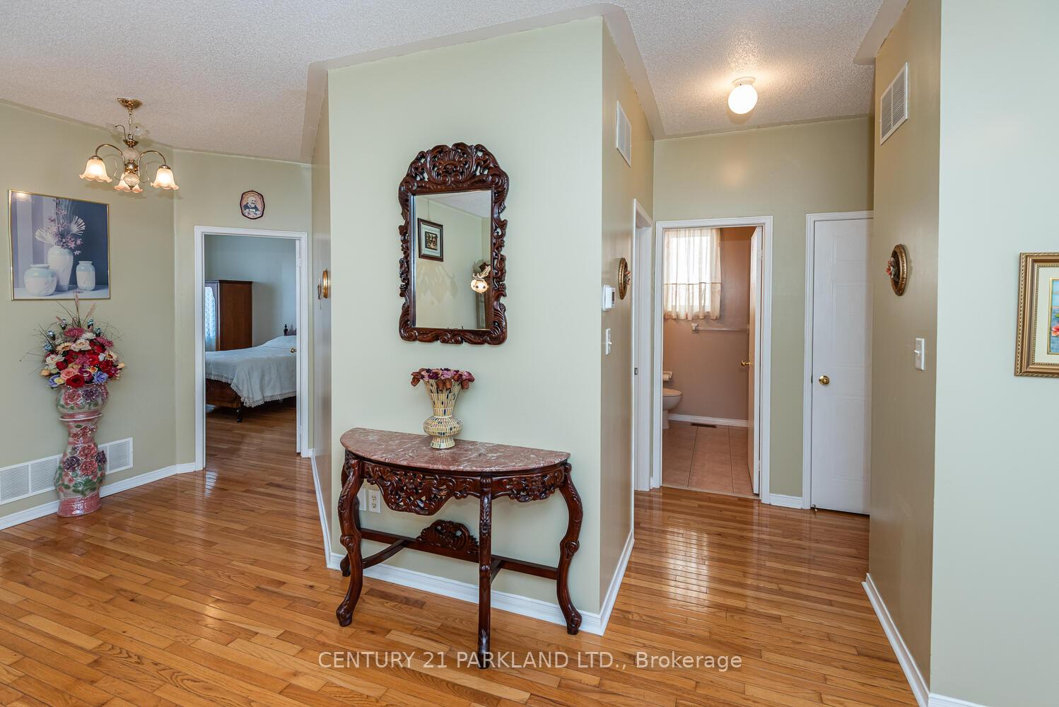 Photo 13 of 85 Canoe Avenue, Richmond Hill, Oak Ridges Lake Wilcox — HOMEH