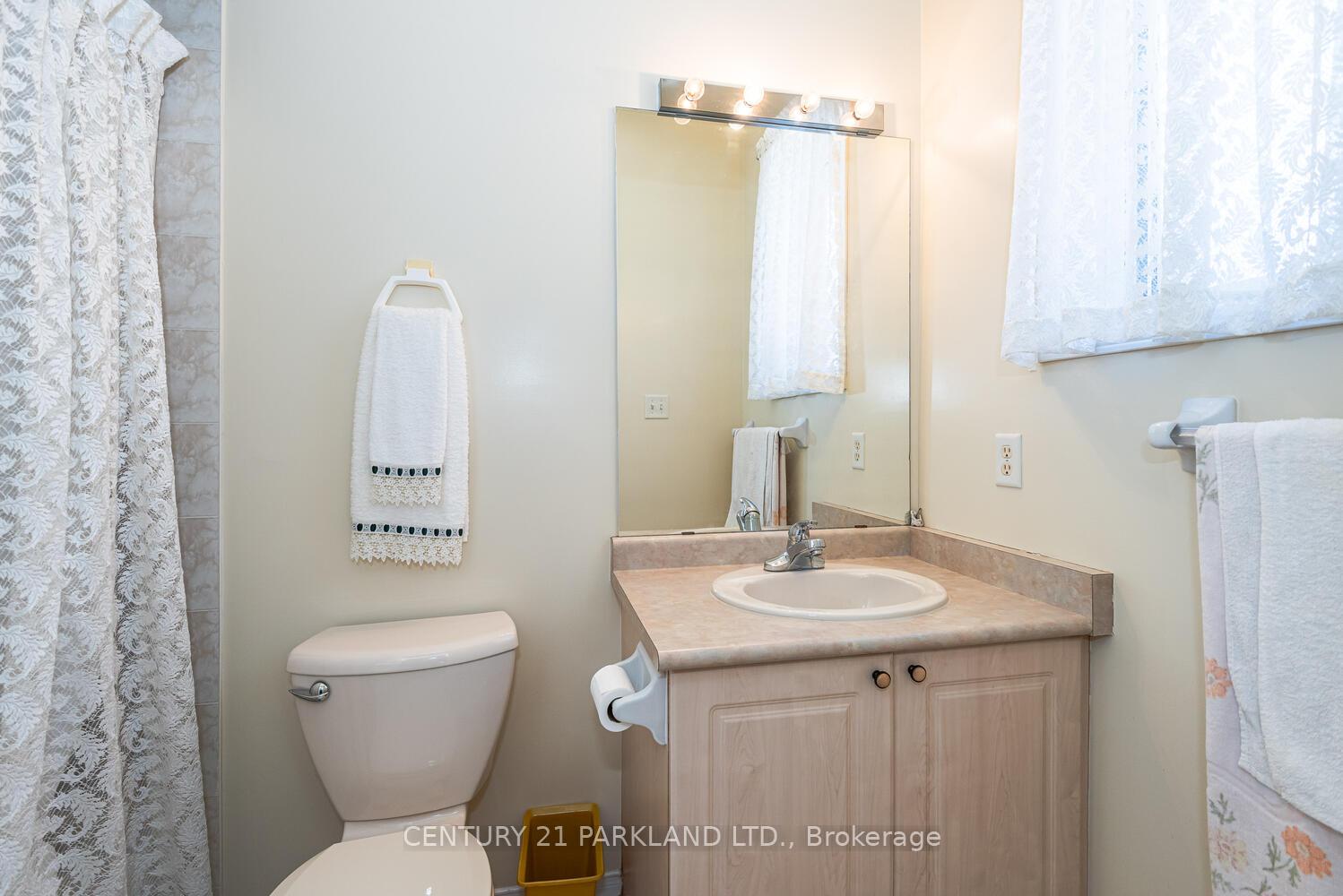 Photo 16 of 85 Canoe Avenue, Richmond Hill, Oak Ridges Lake Wilcox — HOMEH