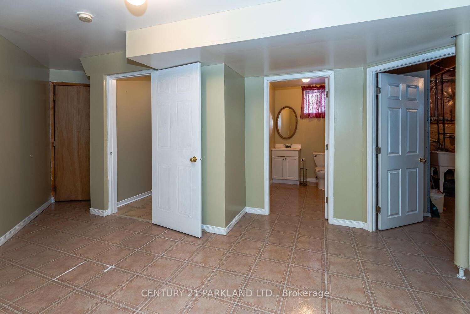 Photo 20 of 85 Canoe Avenue, Richmond Hill, Oak Ridges Lake Wilcox — HOMEH