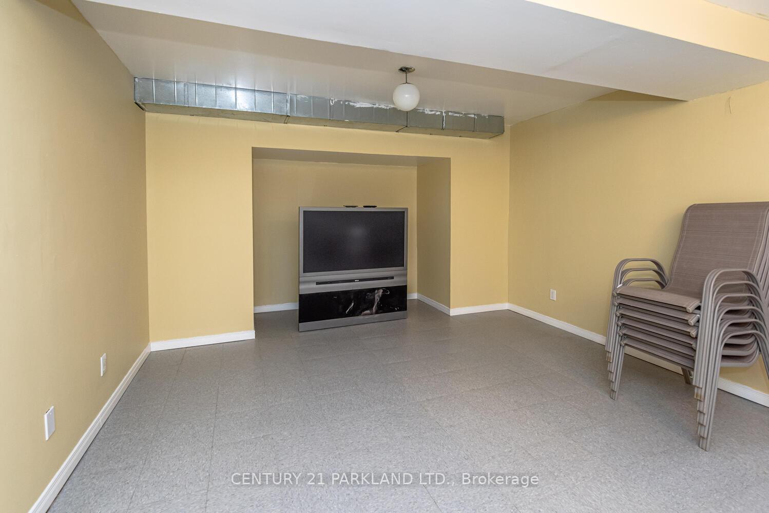 Photo 22 of 85 Canoe Avenue, Richmond Hill, Oak Ridges Lake Wilcox — HOMEH