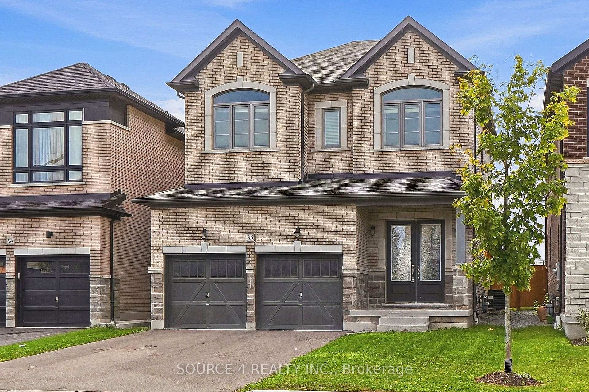 Photo 4 of 96 Closson Drive, Whitby, Rural Whitby — HOMEH