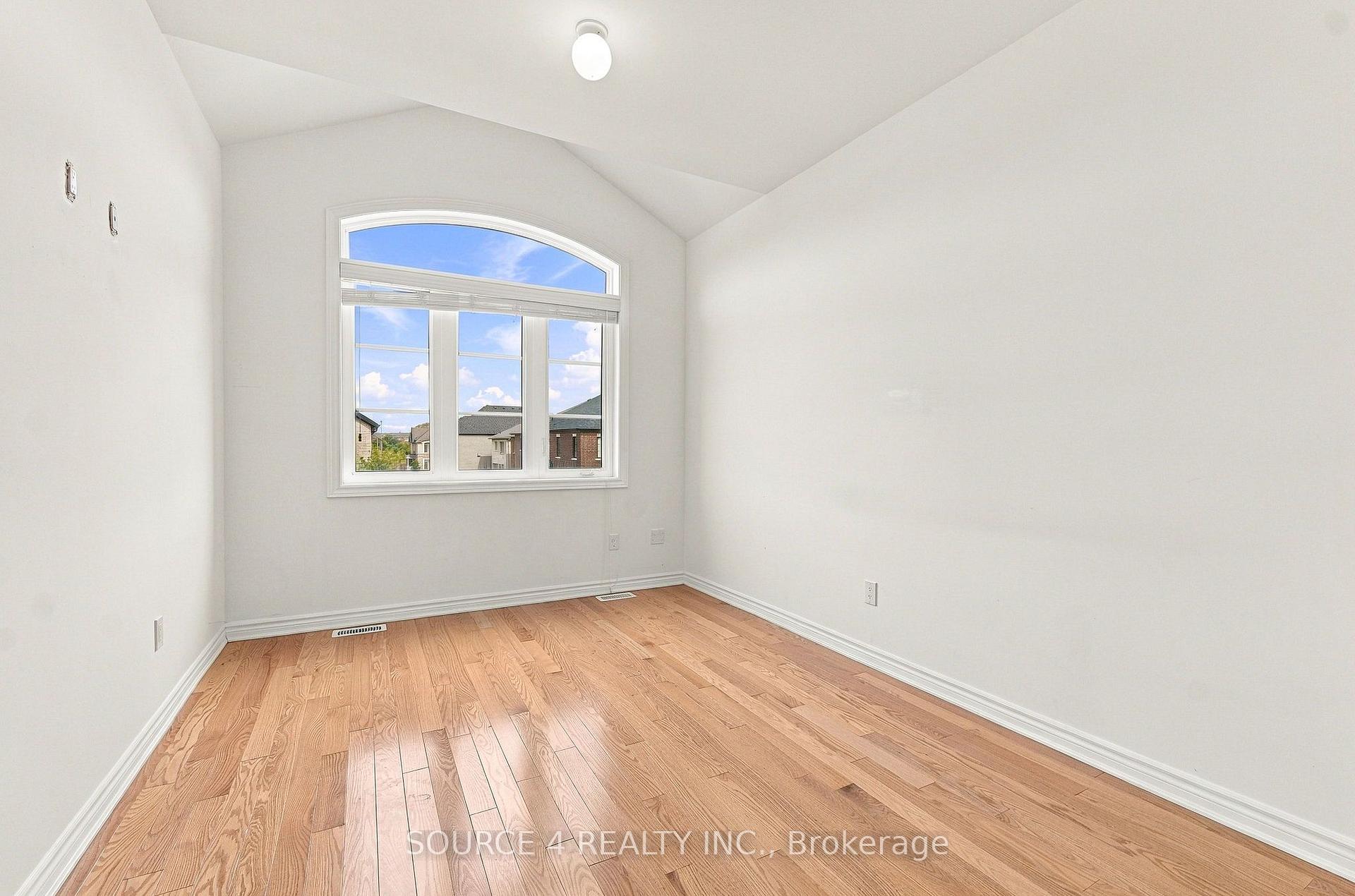 Photo 32 of 96 Closson Drive, Whitby, Rural Whitby — HOMEH