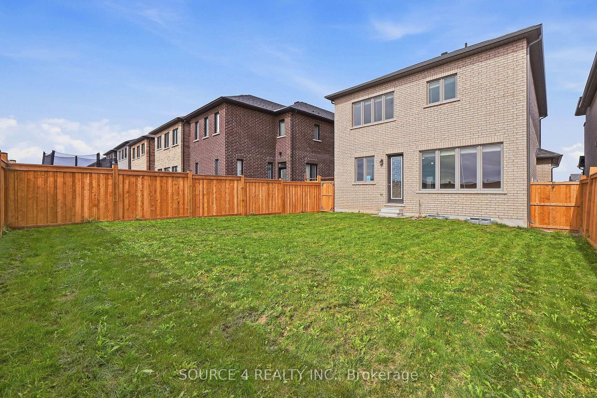 Photo 38 of 96 Closson Drive, Whitby, Rural Whitby — HOMEH