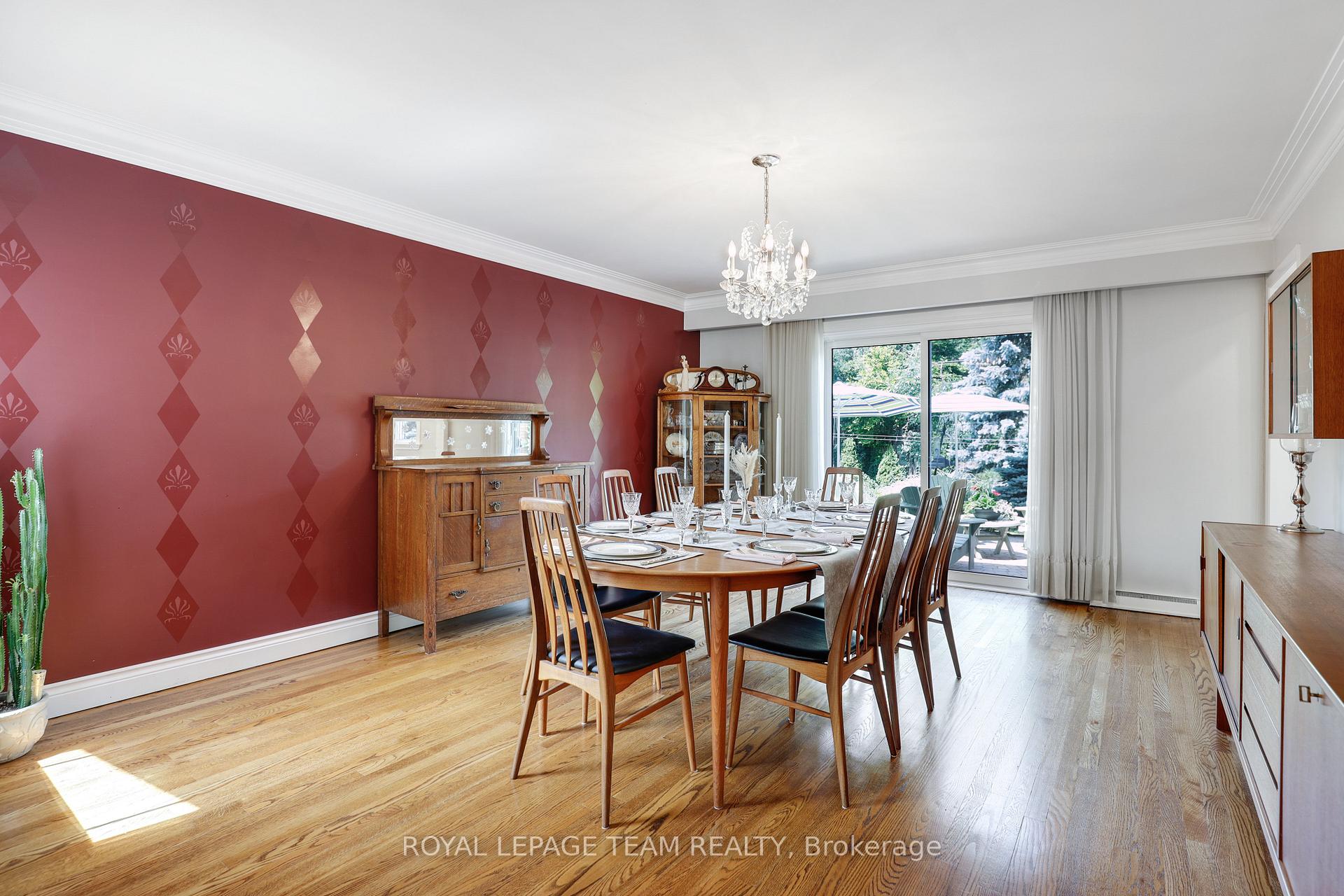 Photo 20 of 1939 Wembley Avenue, Ottawa, Carlingwood — HOMEH