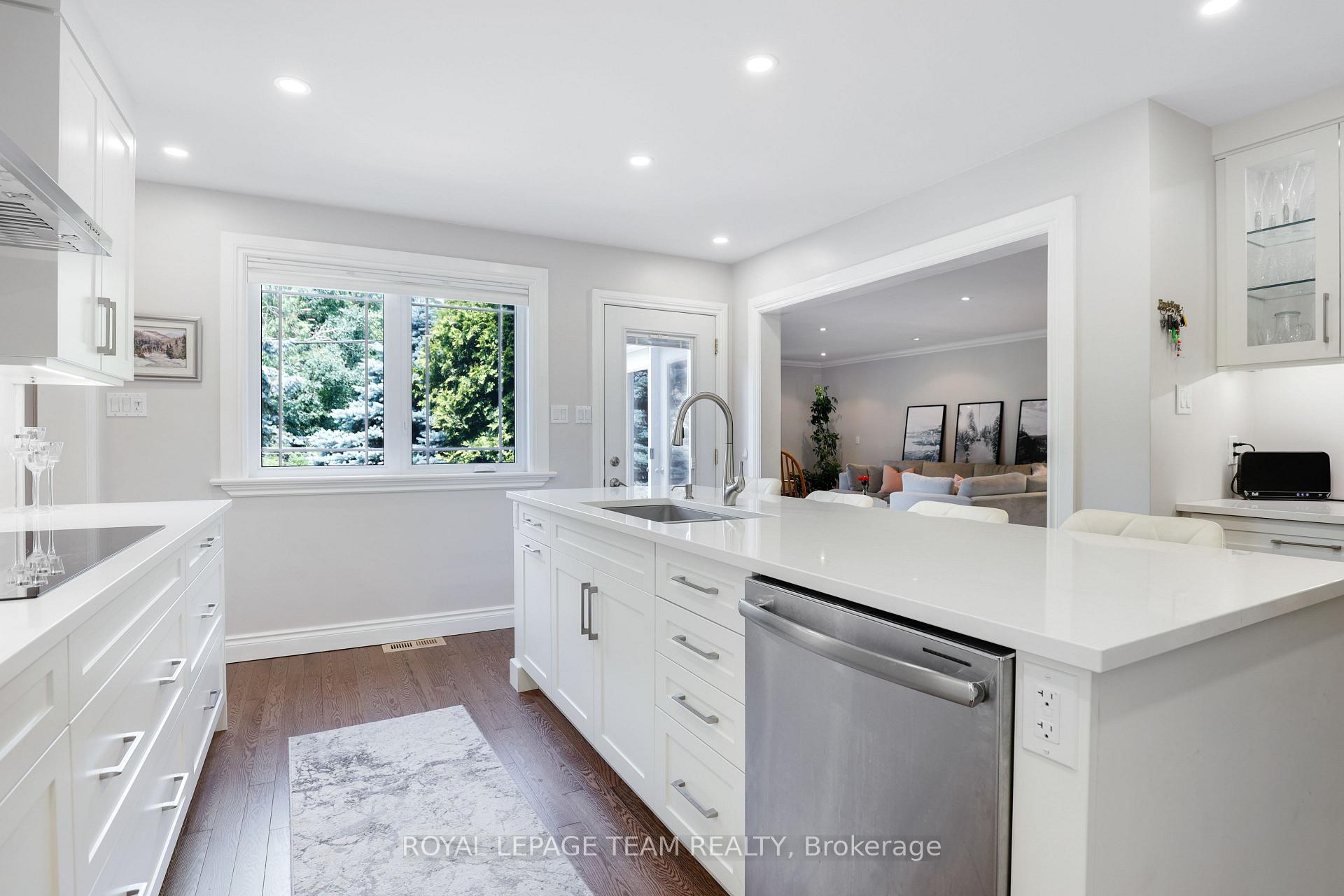 Photo 26 of 1939 Wembley Avenue, Ottawa, Carlingwood — HOMEH