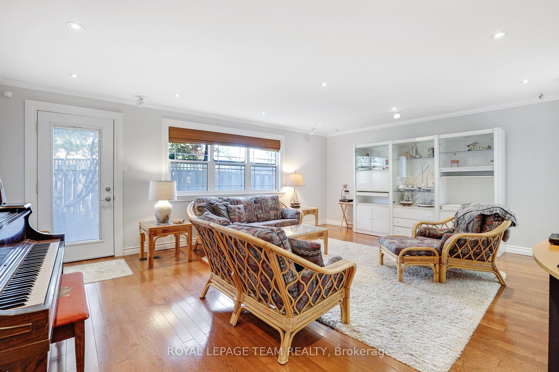 Photo 36 of 1939 Wembley Avenue, Ottawa, Carlingwood — HOMEH