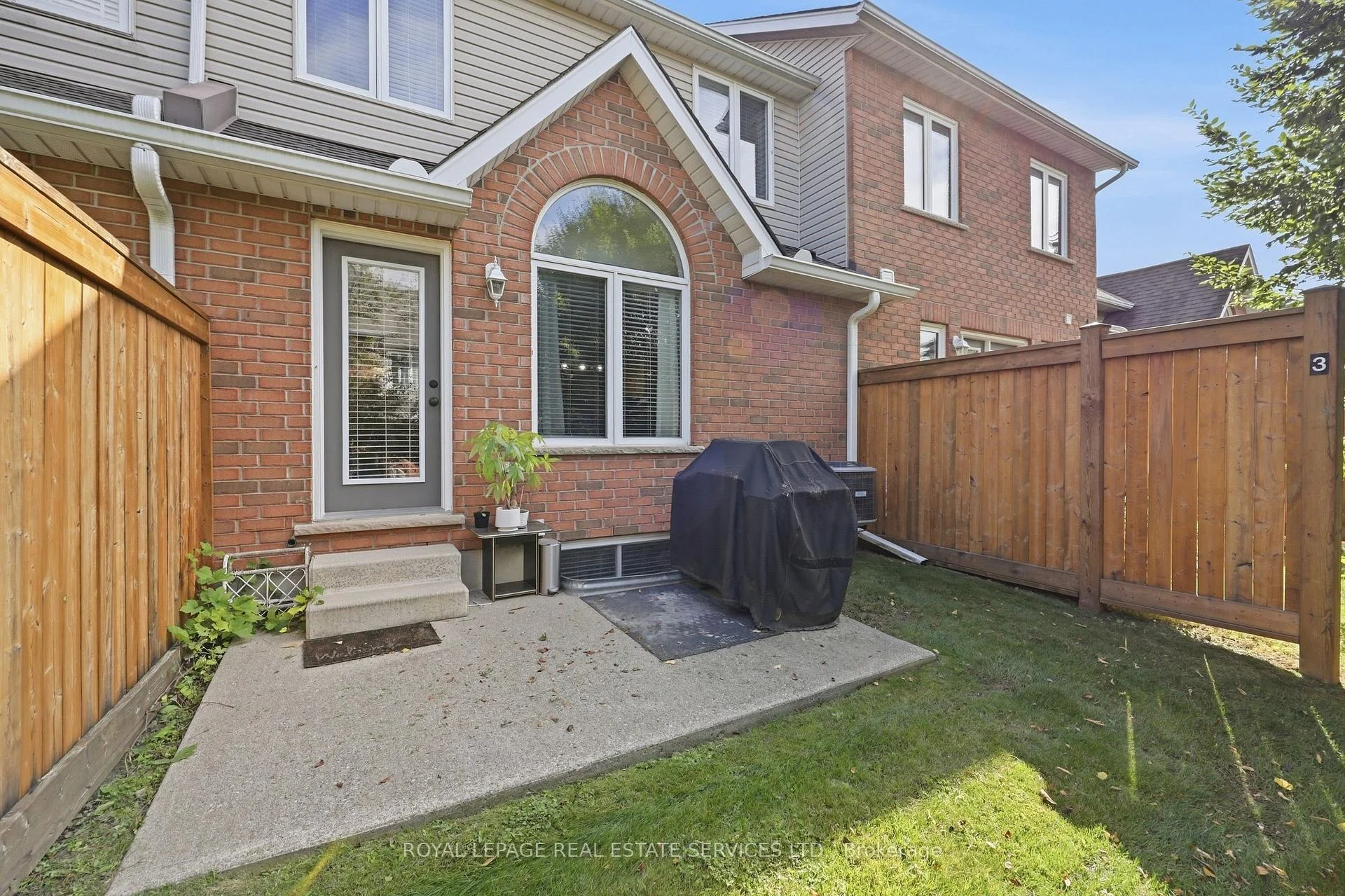 Photo 32 of Unit 3, 165 Terraview Crescent, Guelph, Kortright West — HOMEH