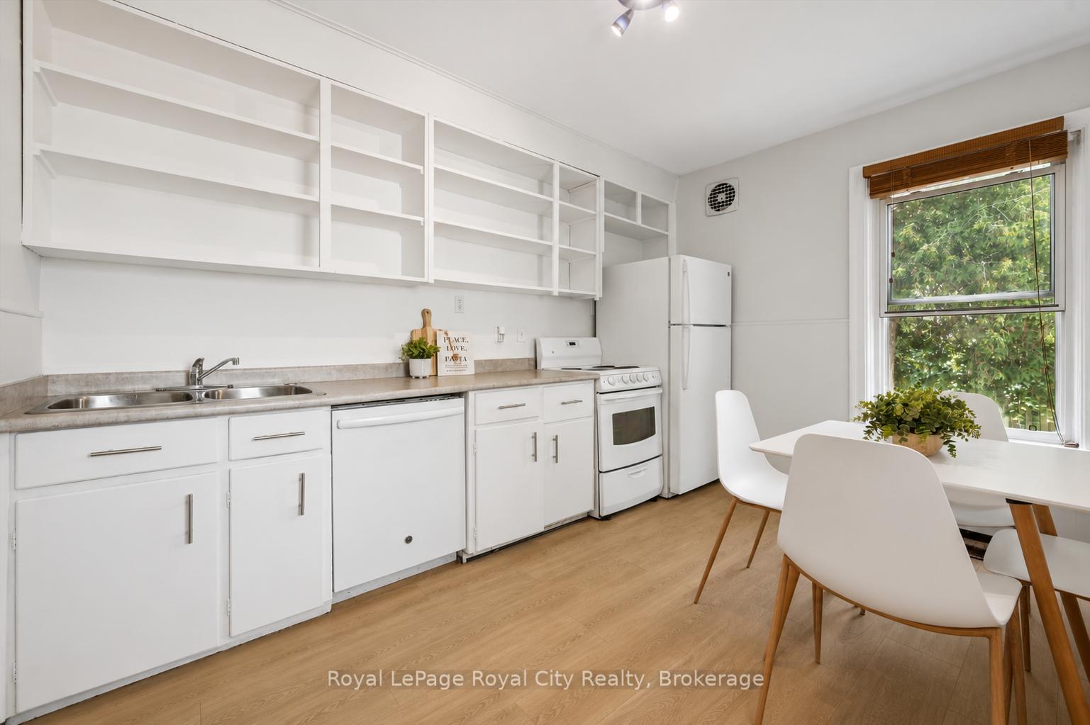 Photo 18 of 178 York Road, Guelph, St. Patrick's Ward — HOMEH