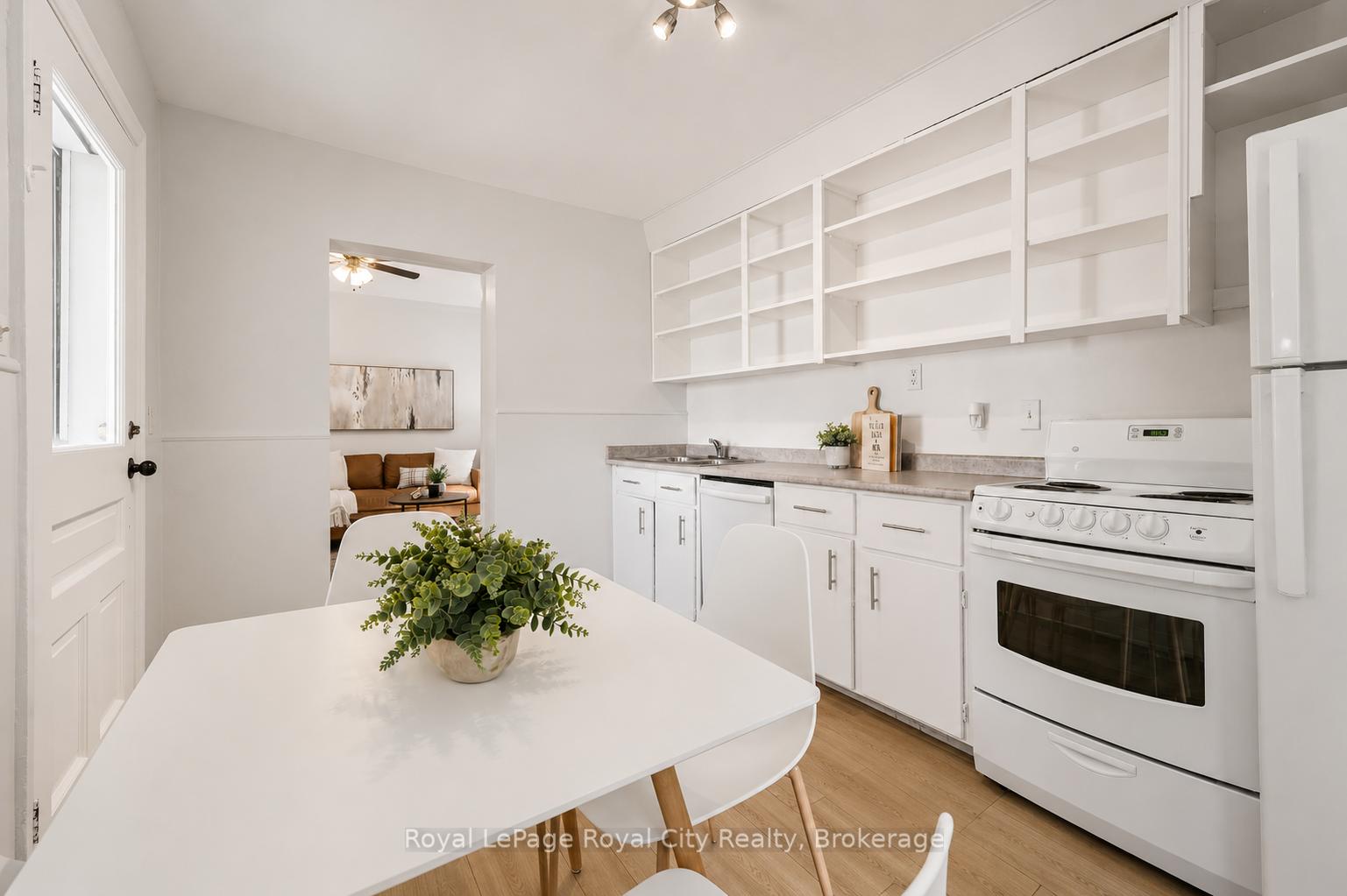 Photo 20 of 178 York Road, Guelph, St. Patrick's Ward — HOMEH