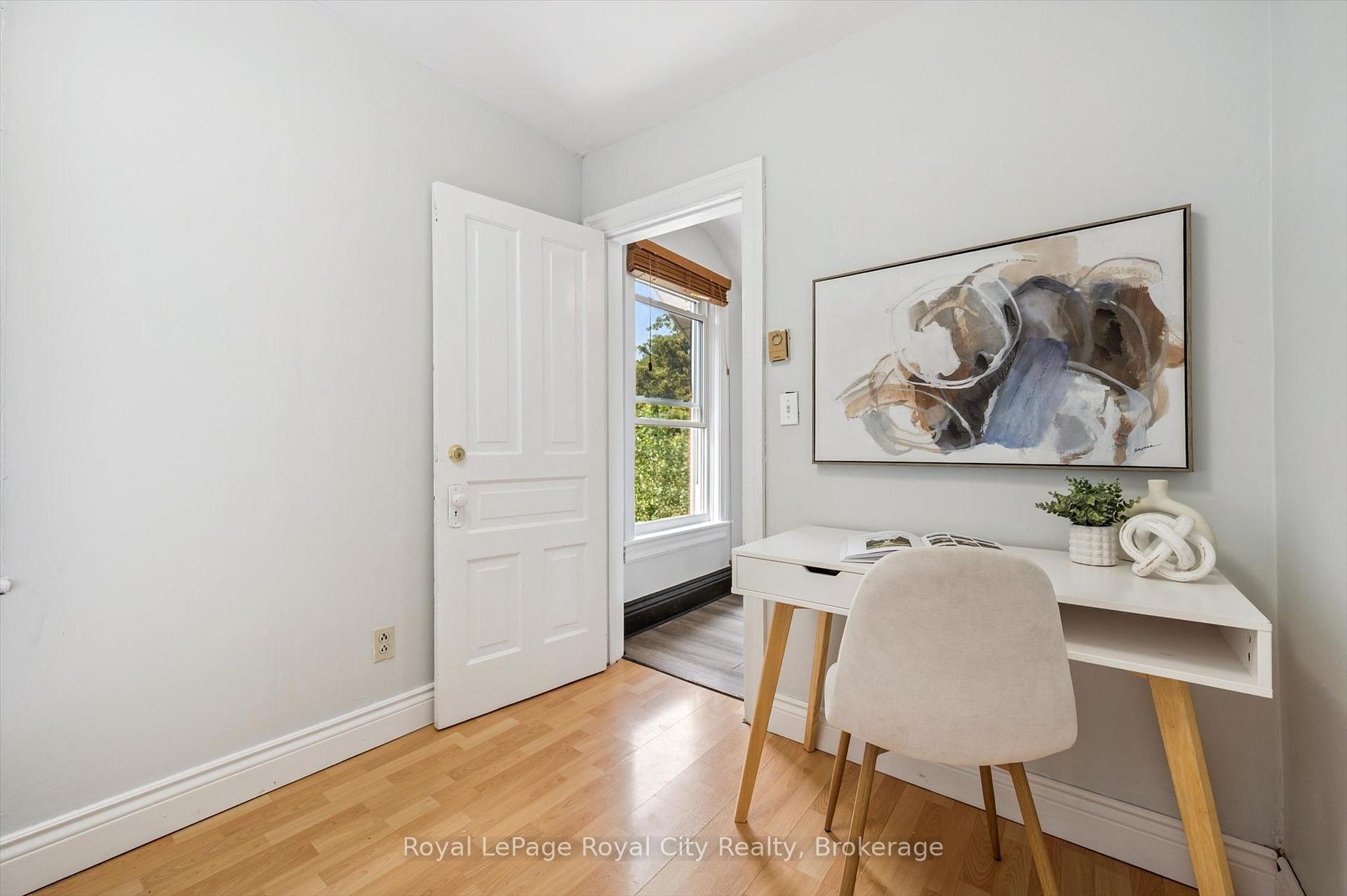 Photo 25 of 178 York Road, Guelph, St. Patrick's Ward — HOMEH