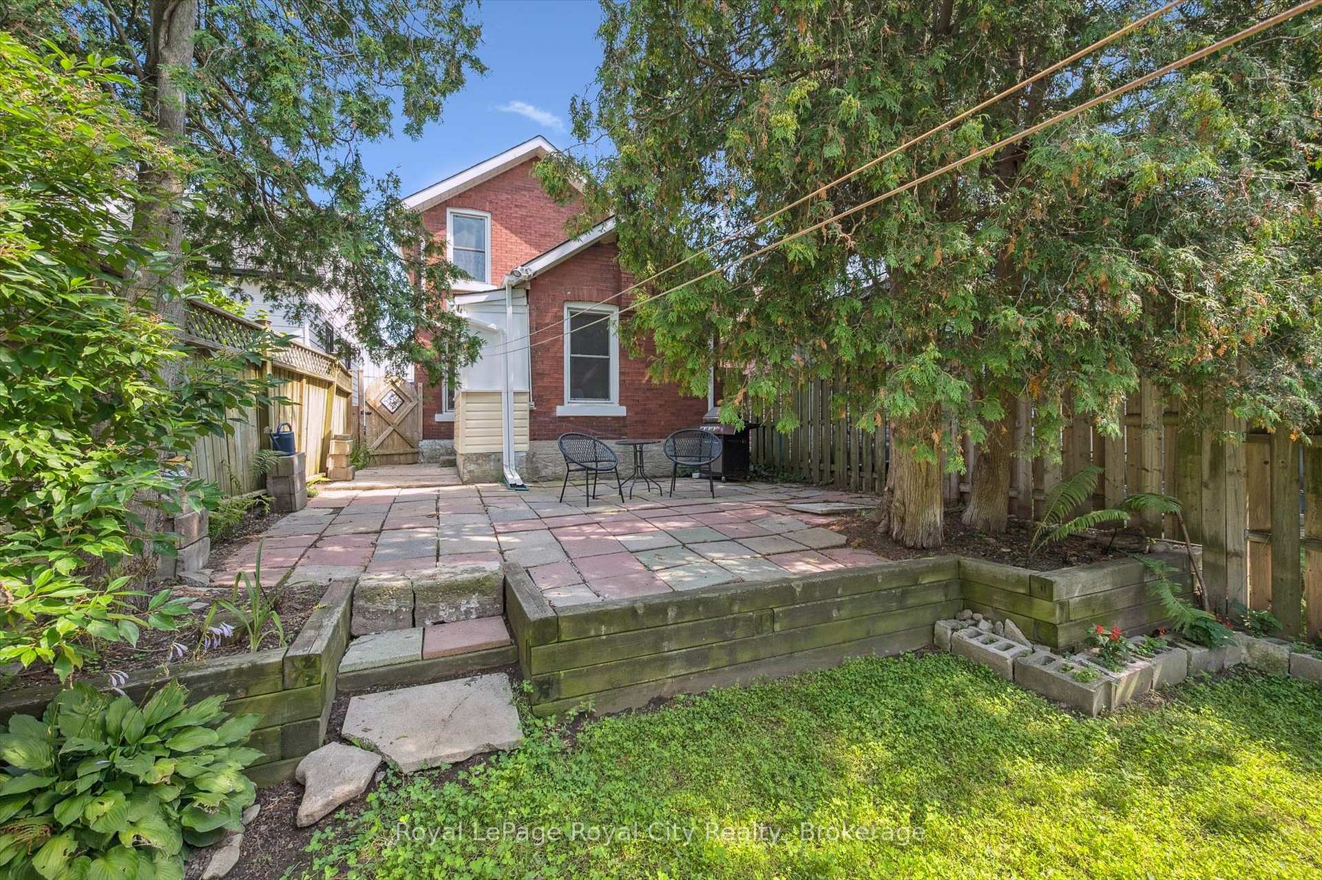 Photo 41 of 178 York Road, Guelph, St. Patrick's Ward — HOMEH