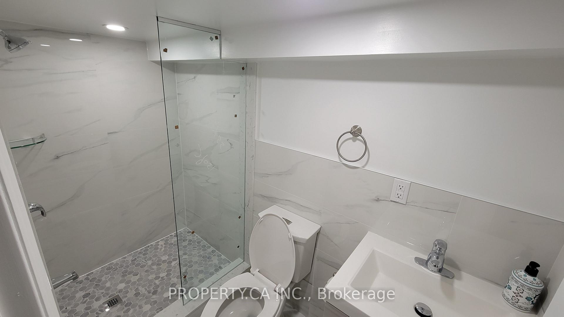 Photo 7 of 625 Rhodes Avenue, Toronto, Greenwood-Coxwell — HOMEH