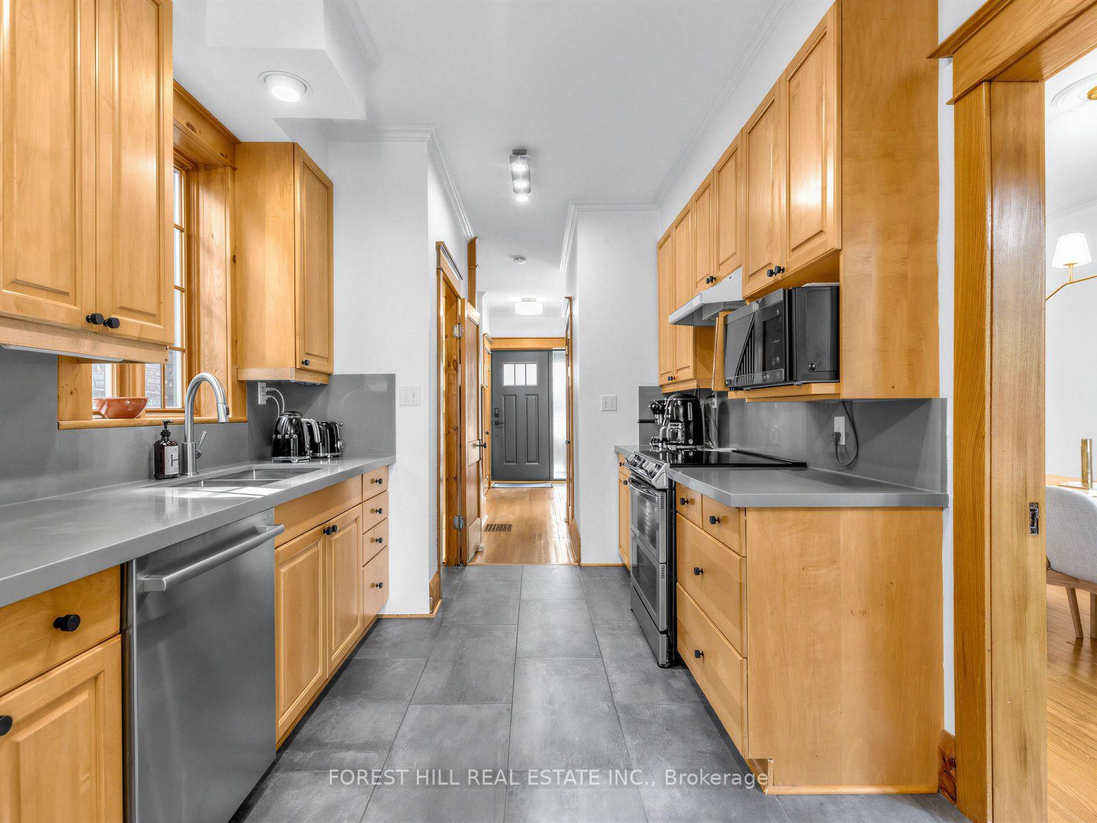 Photo 11 of 98 Gates Avenue, Toronto, East End-Danforth — HOMEH