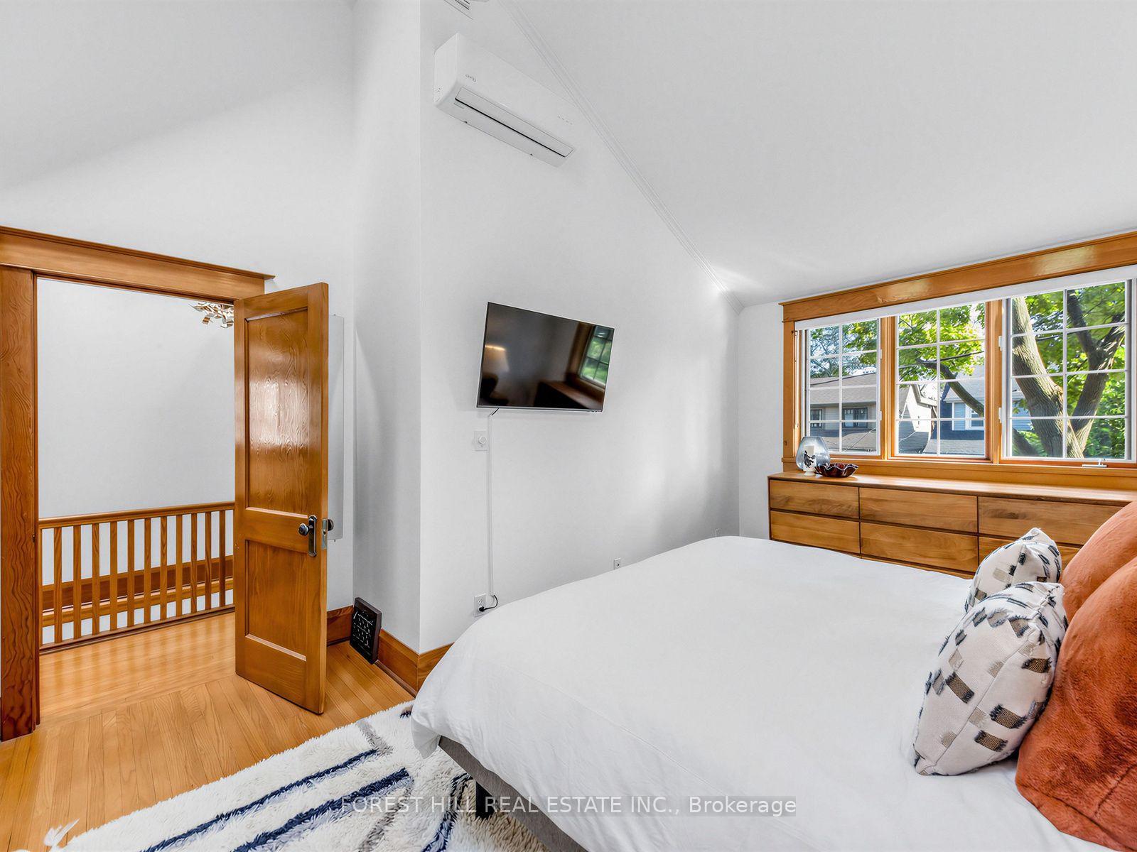 Photo 21 of 98 Gates Avenue, Toronto, East End-Danforth — HOMEH