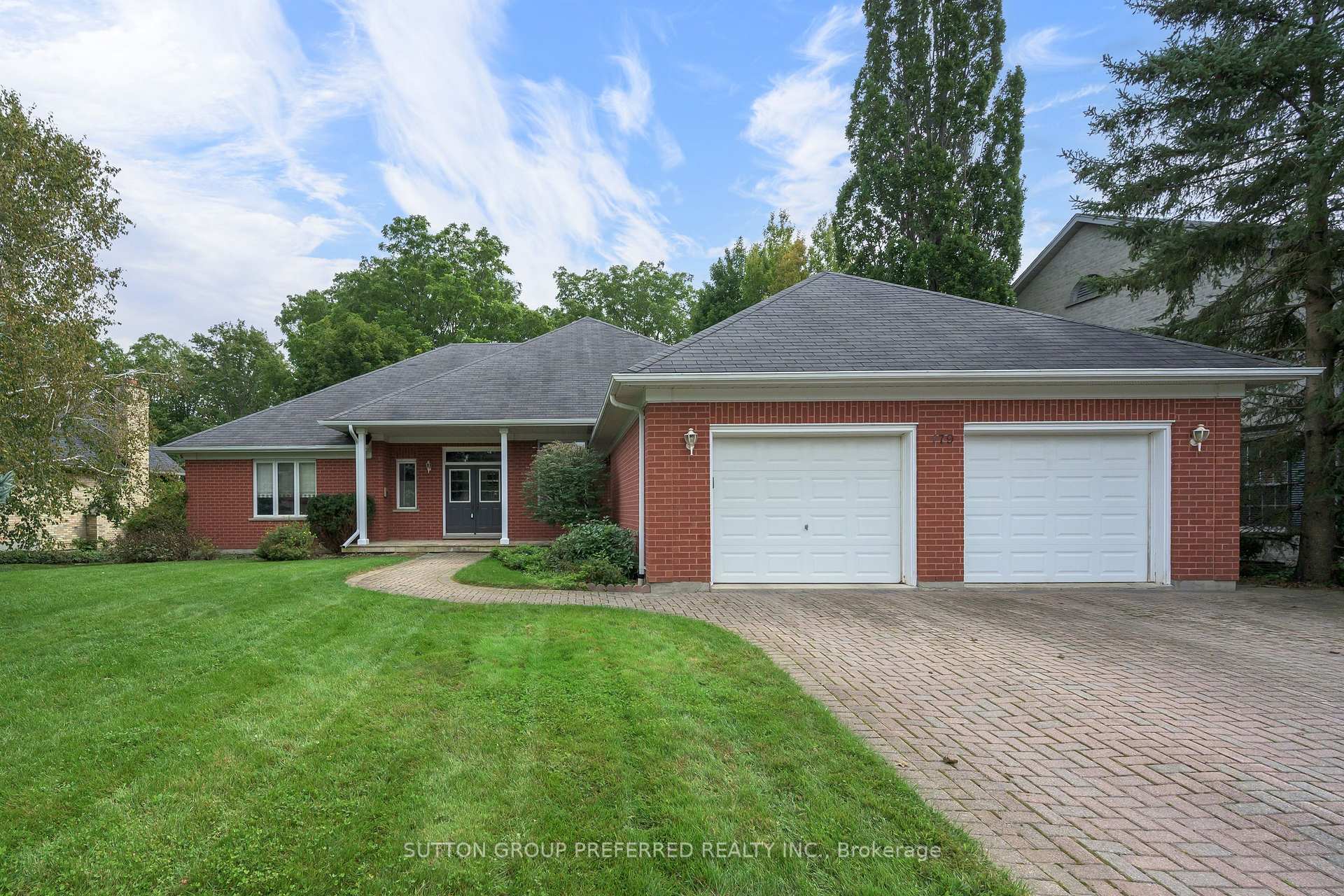 Photo of 179 Carriage Hill Drive N