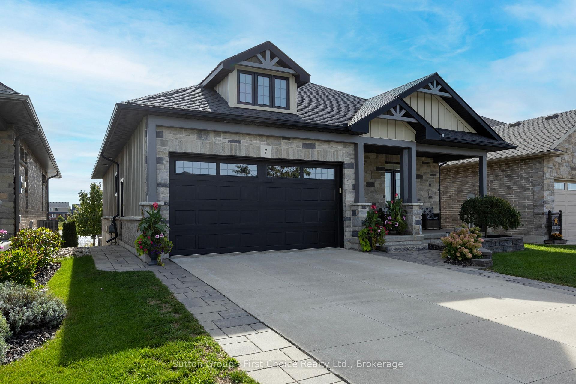 Photo 3 of 7 Culliton Street, Stratford — HOMEH