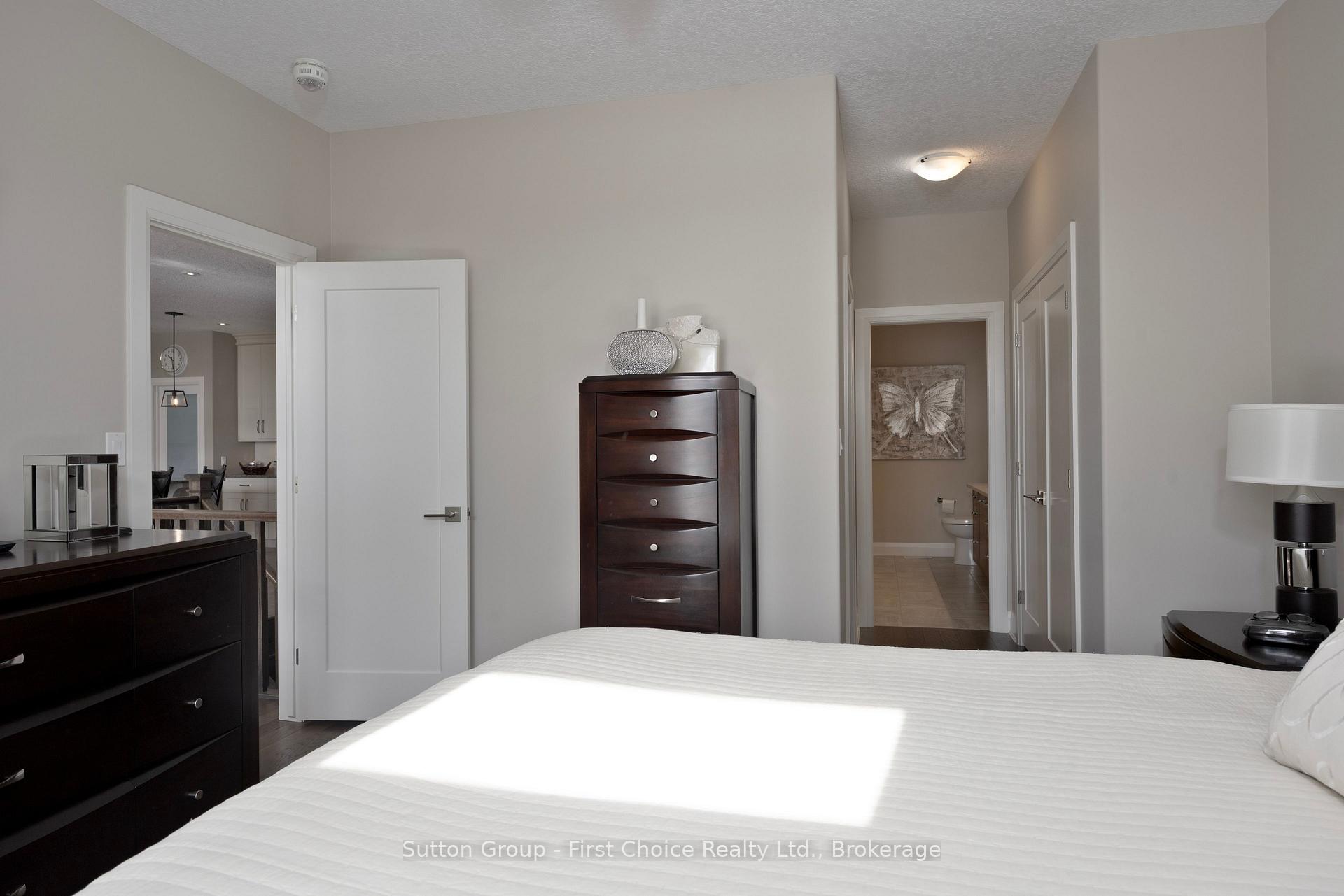 Photo 21 of 7 Culliton Street, Stratford — HOMEH