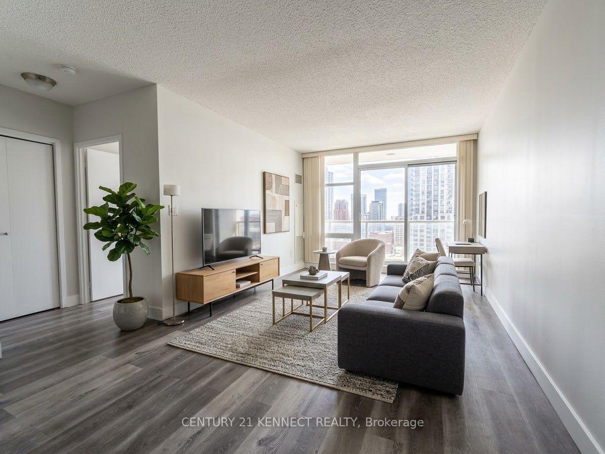 Front of Unit 1501, 10 Navy Wharf Court