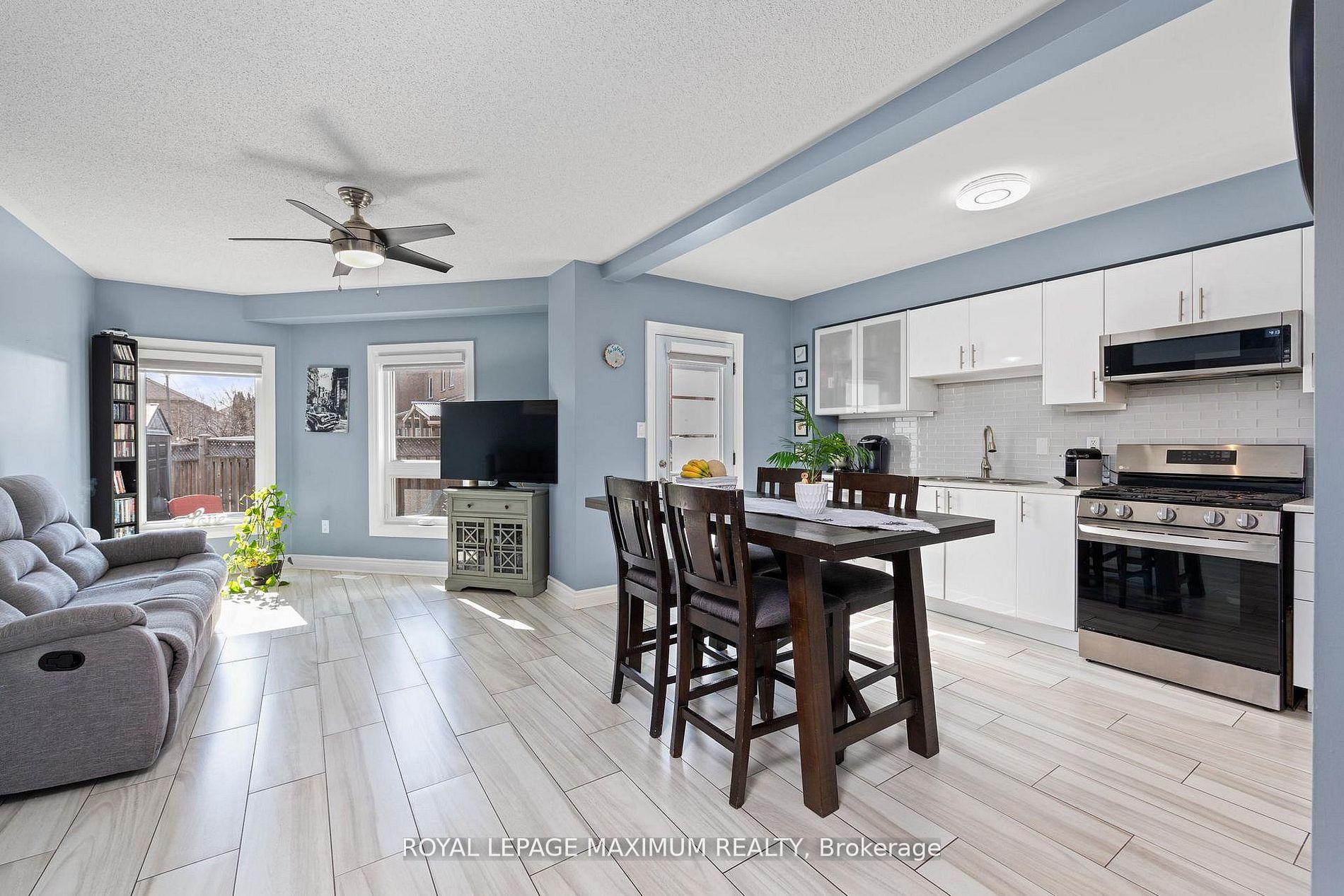 Photo 6 of 52 Pottery Place, Vaughan, East Woodbridge — HOMEH