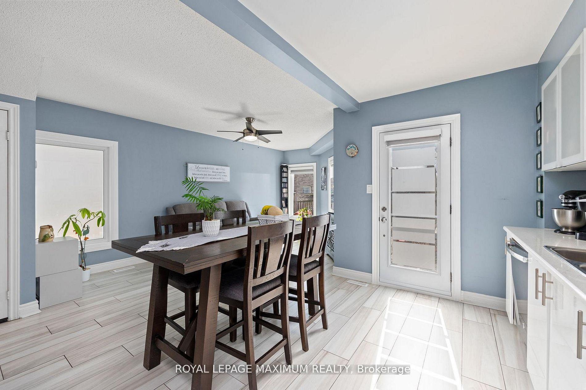 Photo 8 of 52 Pottery Place, Vaughan, East Woodbridge — HOMEH