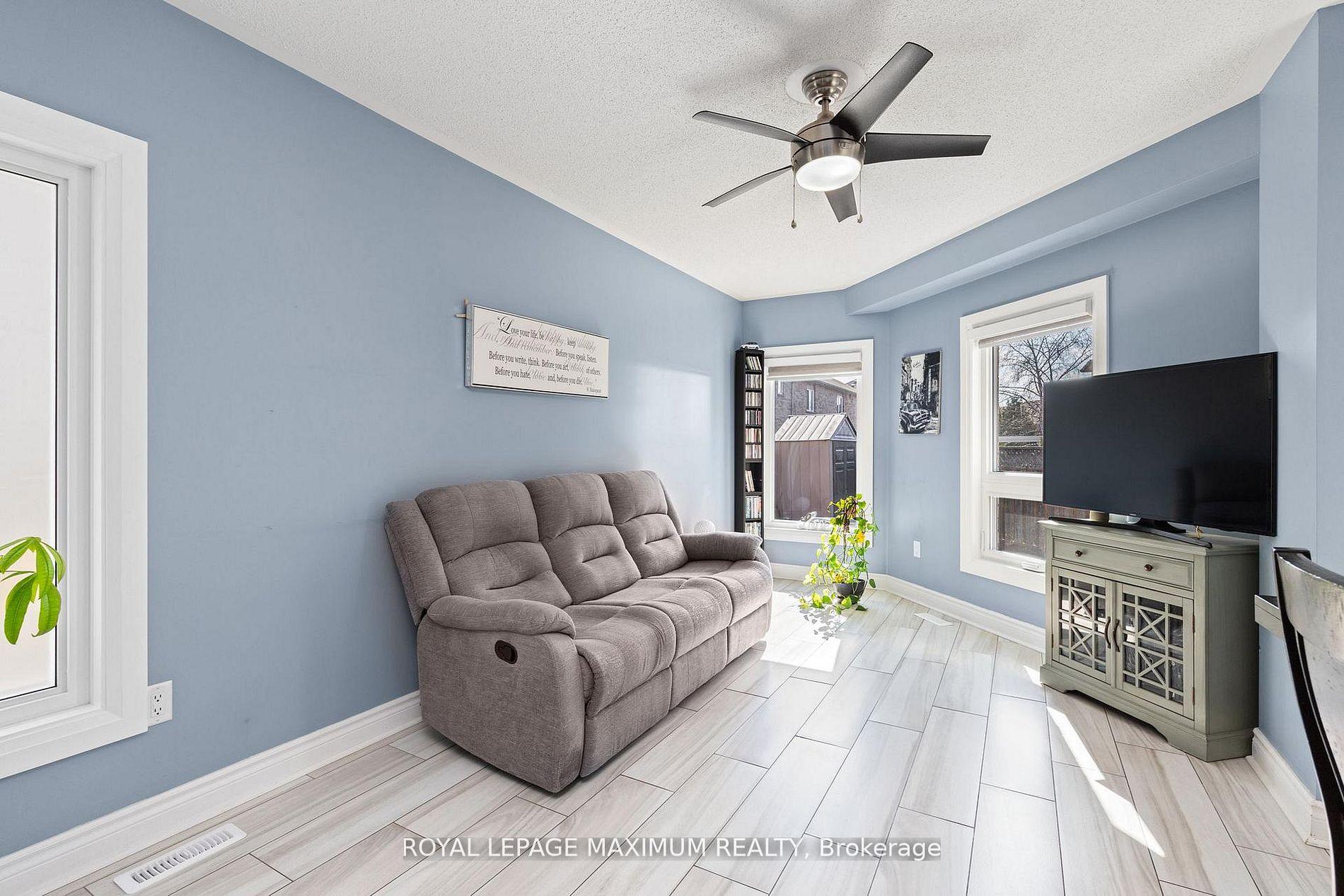 Photo 9 of 52 Pottery Place, Vaughan, East Woodbridge — HOMEH