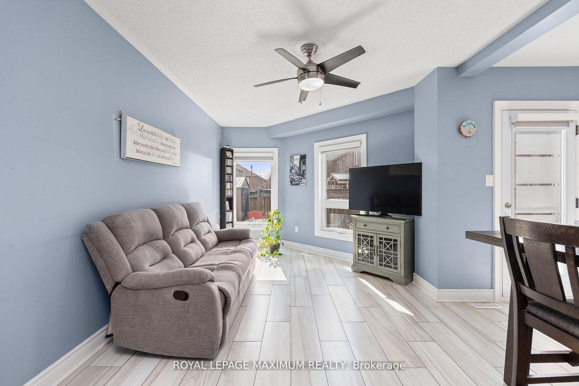 Photo 10 of 52 Pottery Place, Vaughan, East Woodbridge — HOMEH