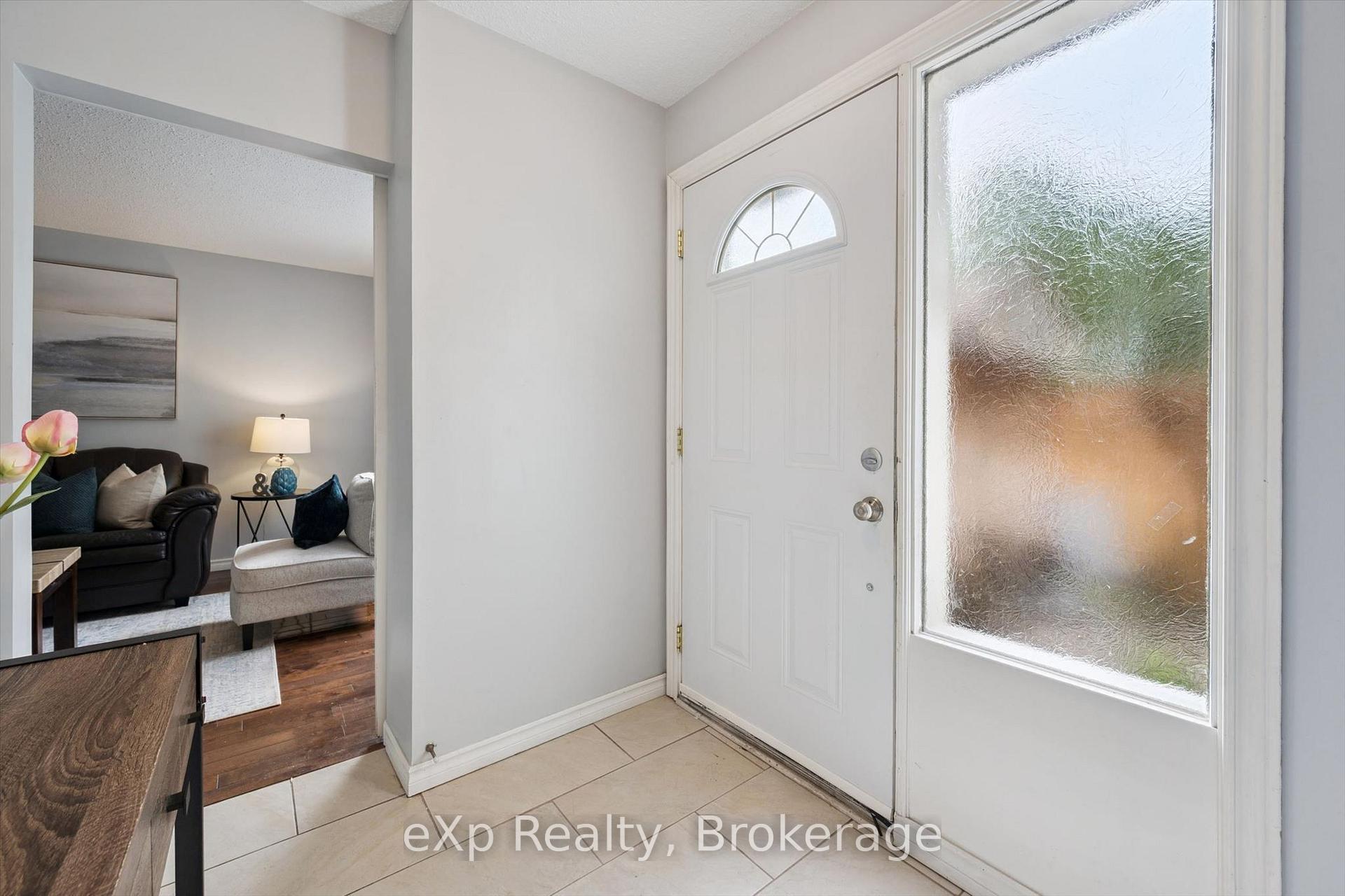 Photo 10 of Unit 129, 45 Marksam Road, Guelph, Willow West/Sugarbush/West Acres — HOMEH