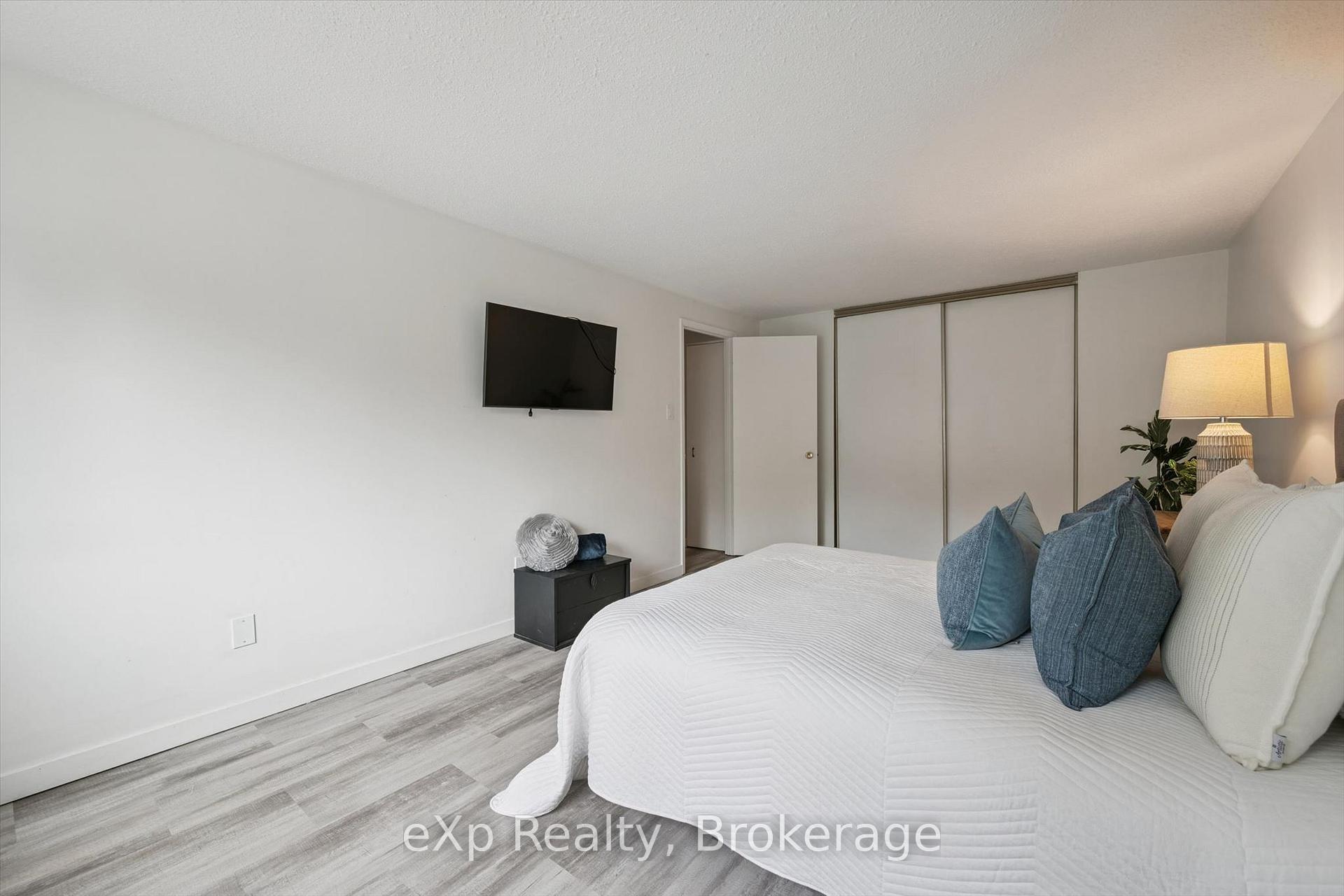 Photo 30 of Unit 129, 45 Marksam Road, Guelph, Willow West/Sugarbush/West Acres — HOMEH