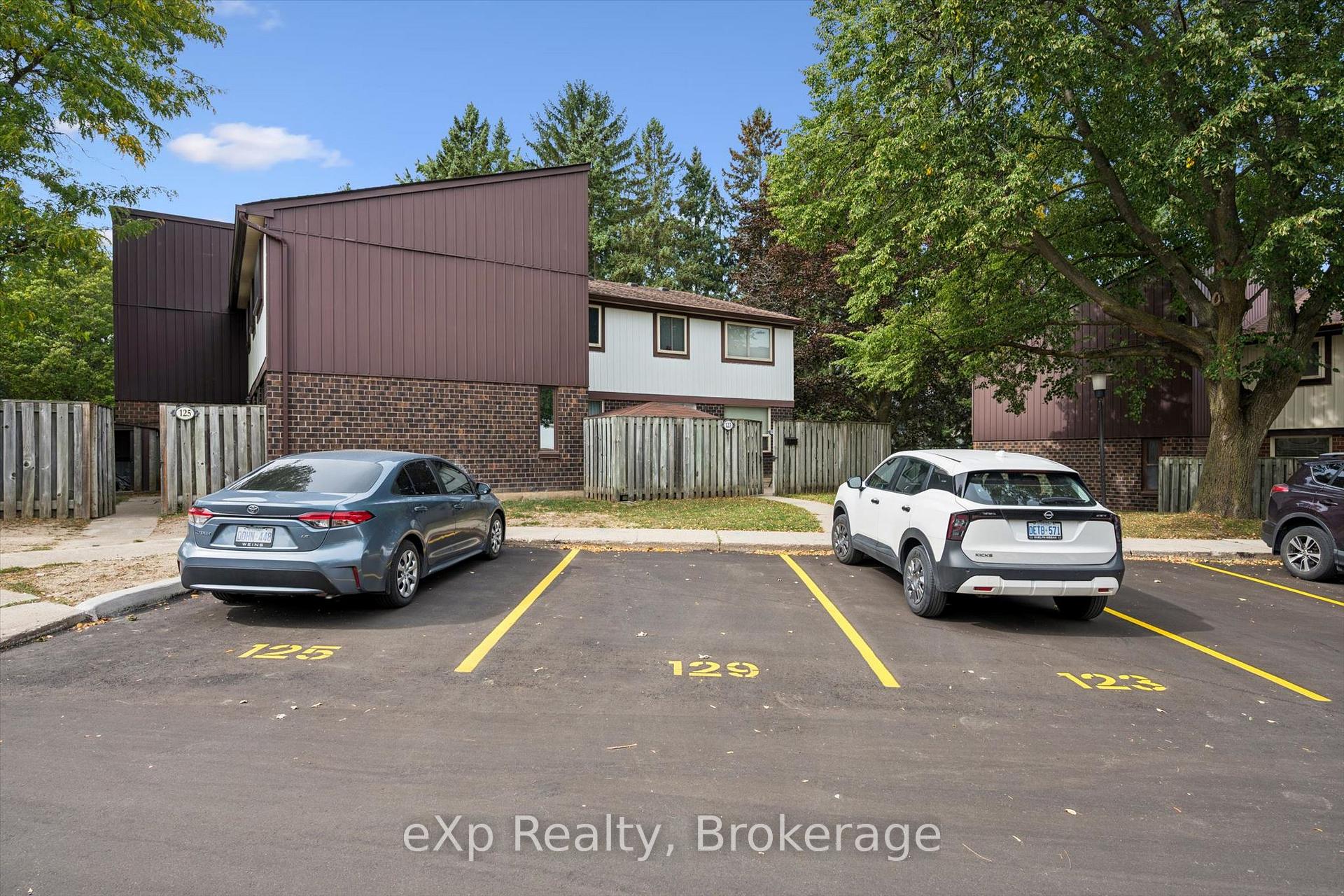 Photo 45 of Unit 129, 45 Marksam Road, Guelph, Willow West/Sugarbush/West Acres — HOMEH