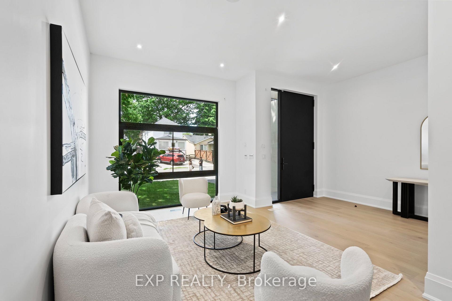 Photo 4 of 51 Thirty Ninth Street, Etobicoke, Long Branch — HOMEH