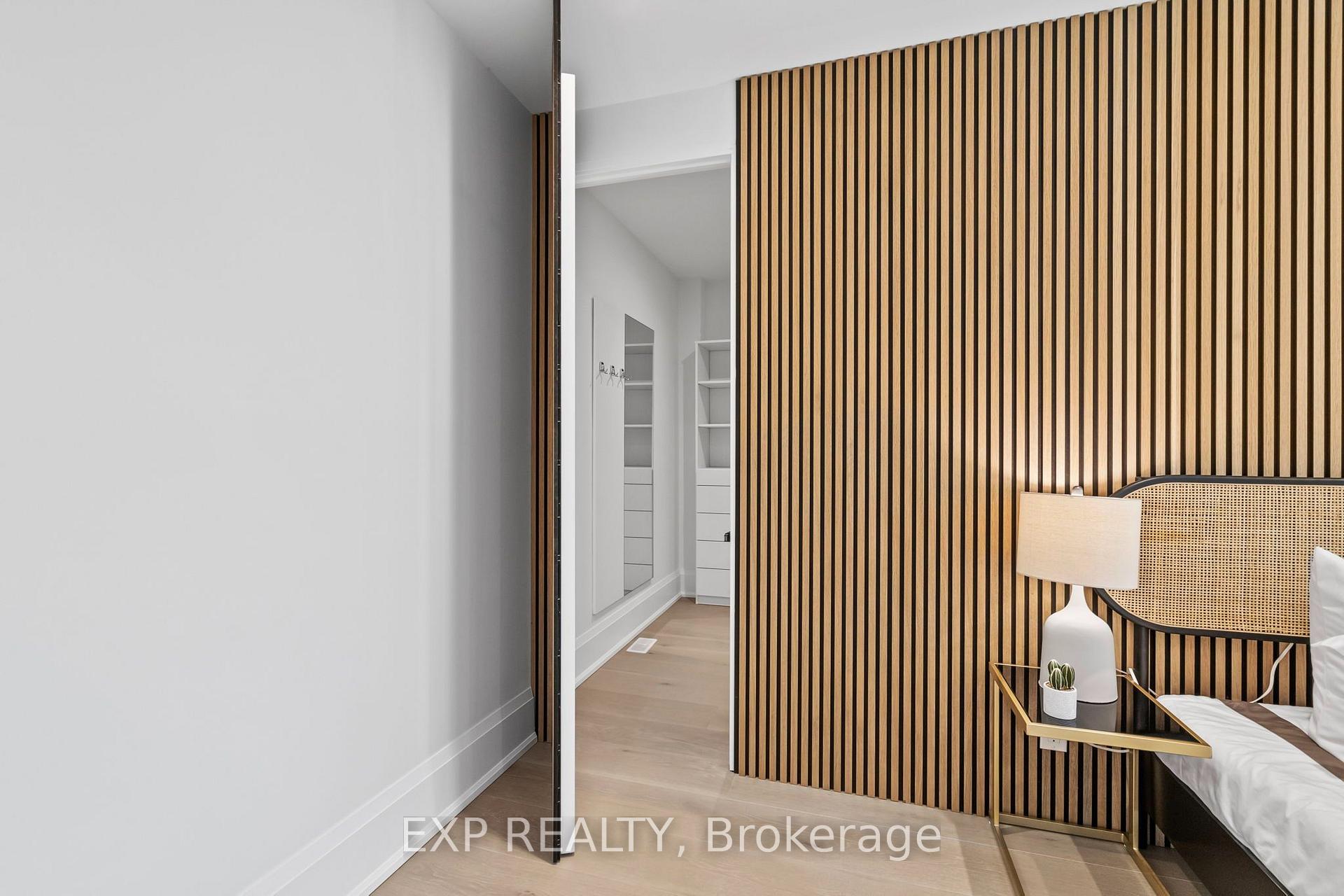 Photo 19 of 51 Thirty Ninth Street, Etobicoke, Long Branch — HOMEH