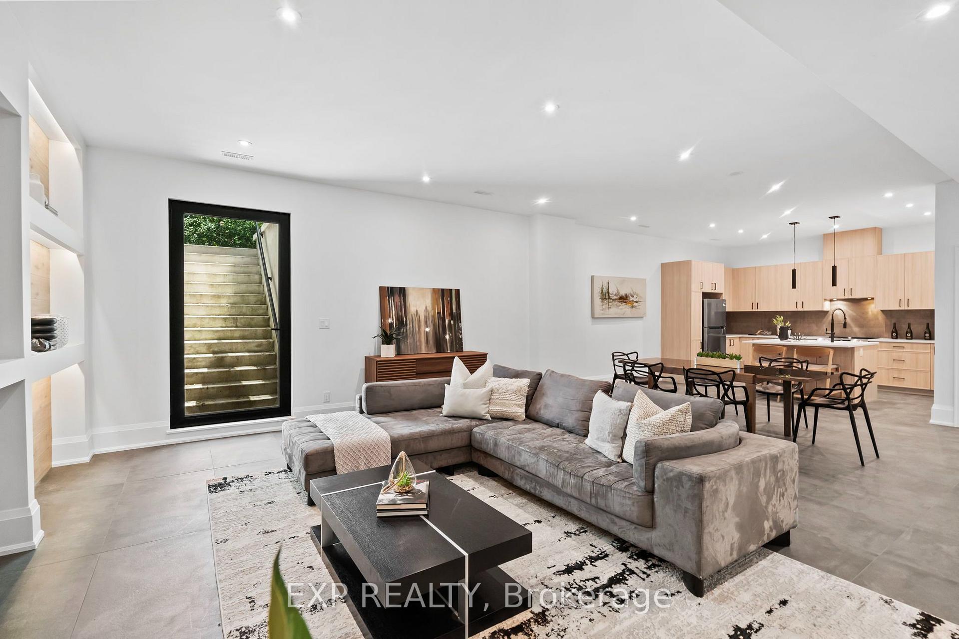 Photo 36 of 51 Thirty Ninth Street, Etobicoke, Long Branch — HOMEH